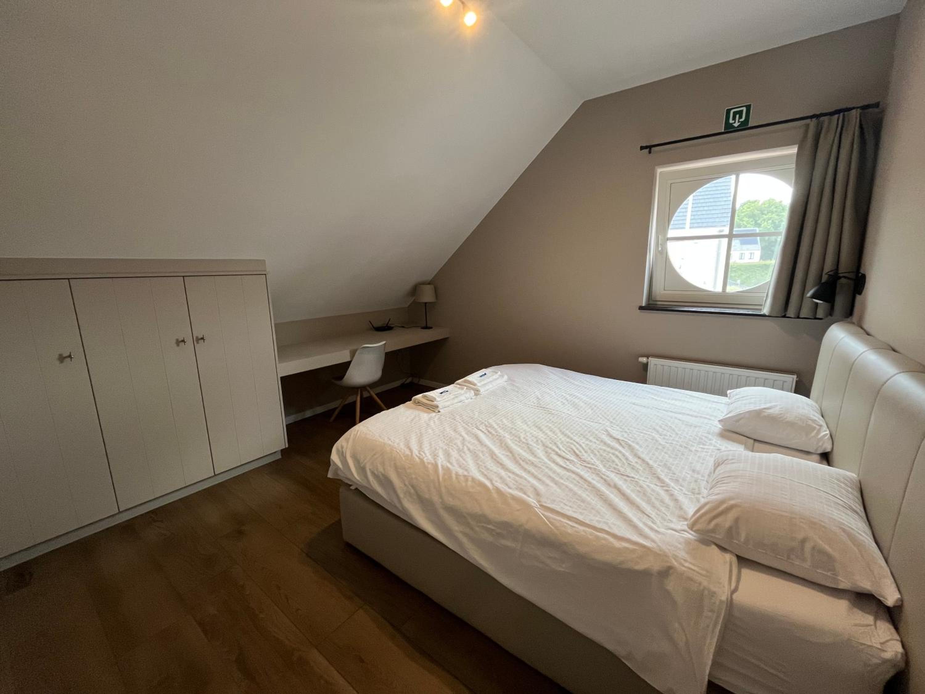One-Bedroom House photo 1