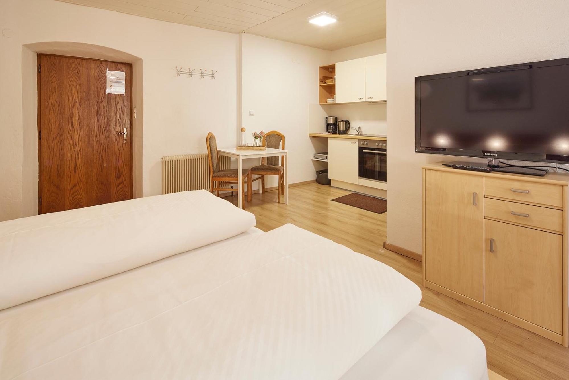 Triple Room with Bathroom photo 3