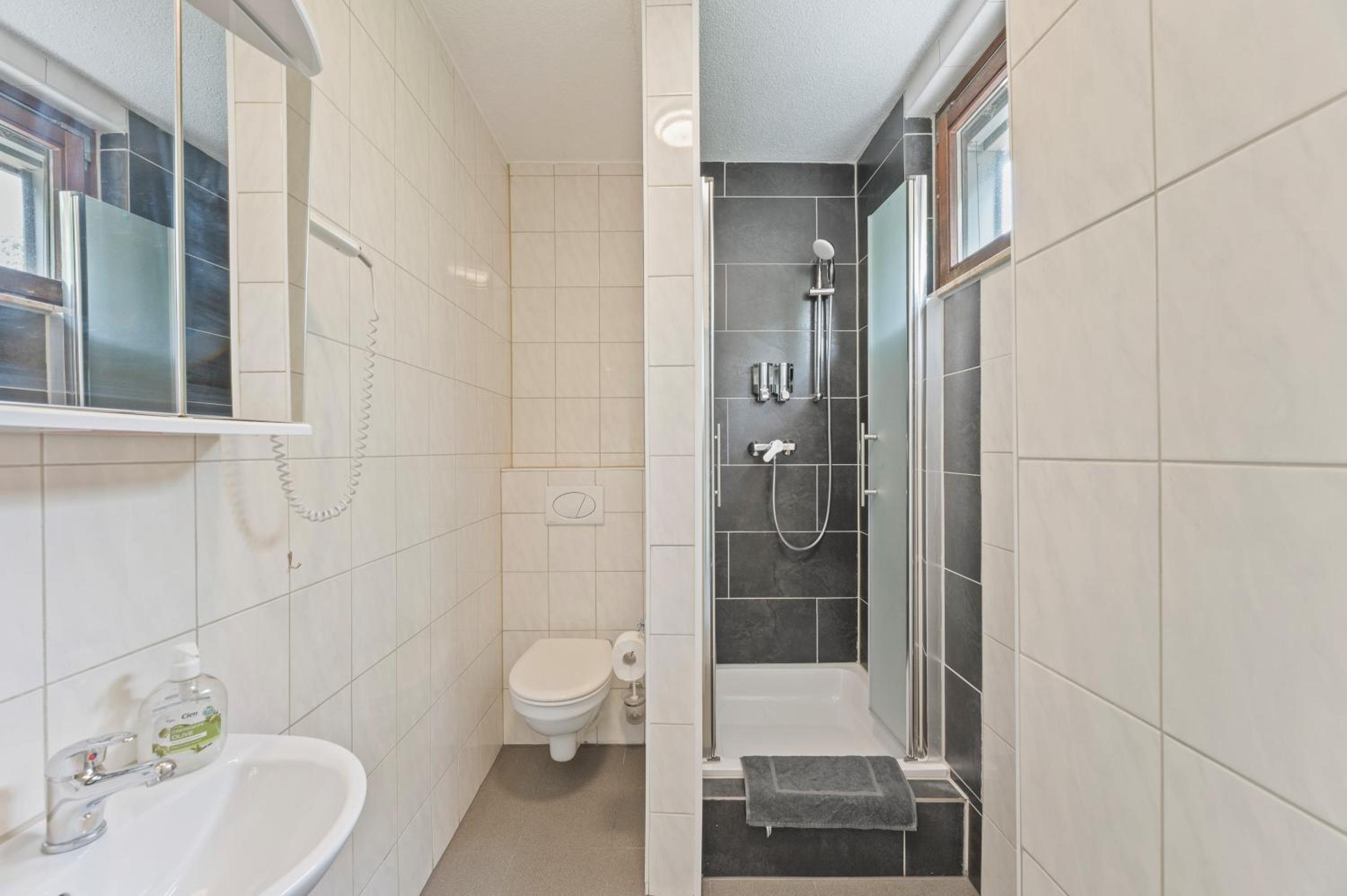 Standard Triple Room photo 3