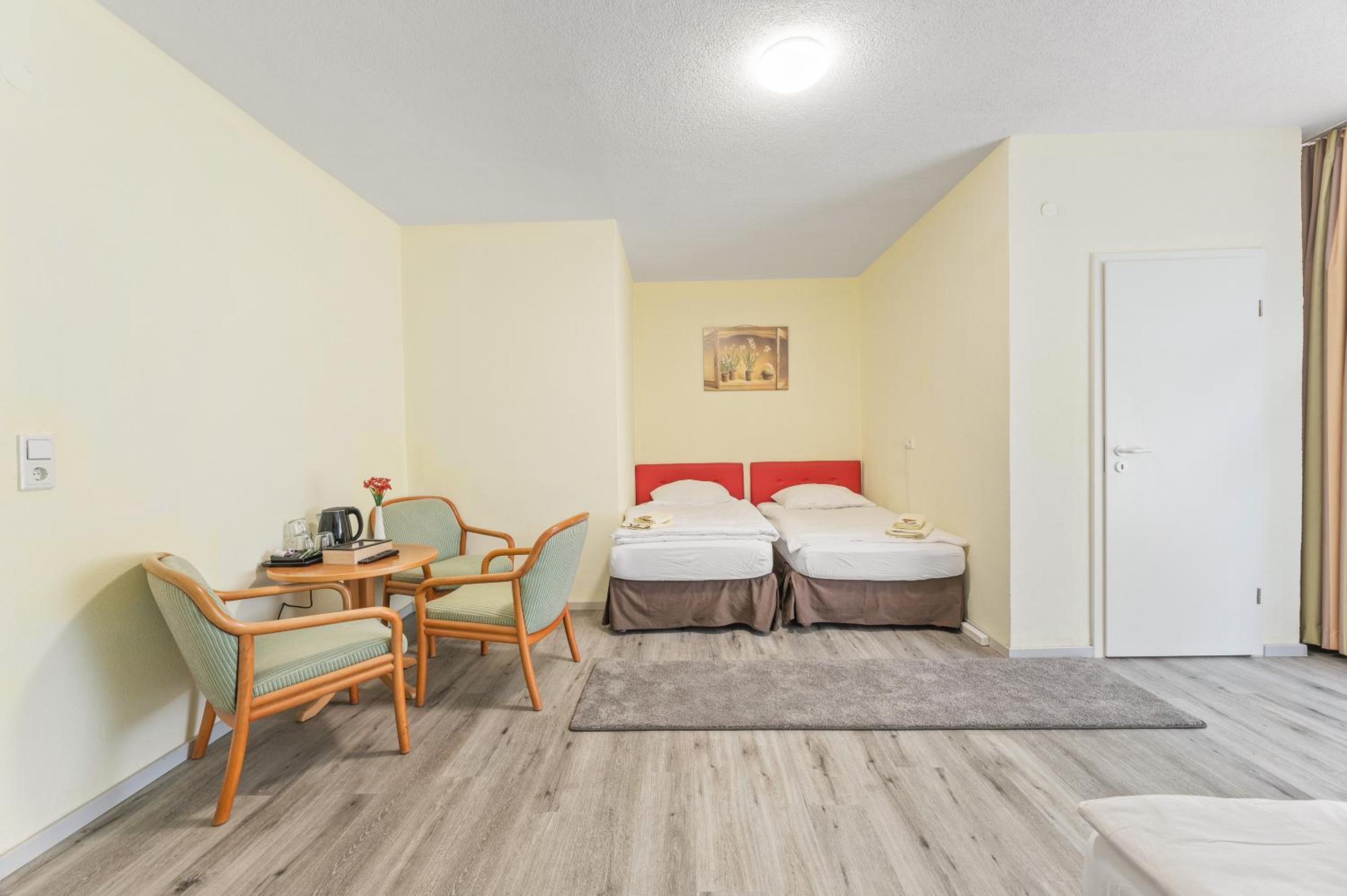 Standard Triple Room photo 2