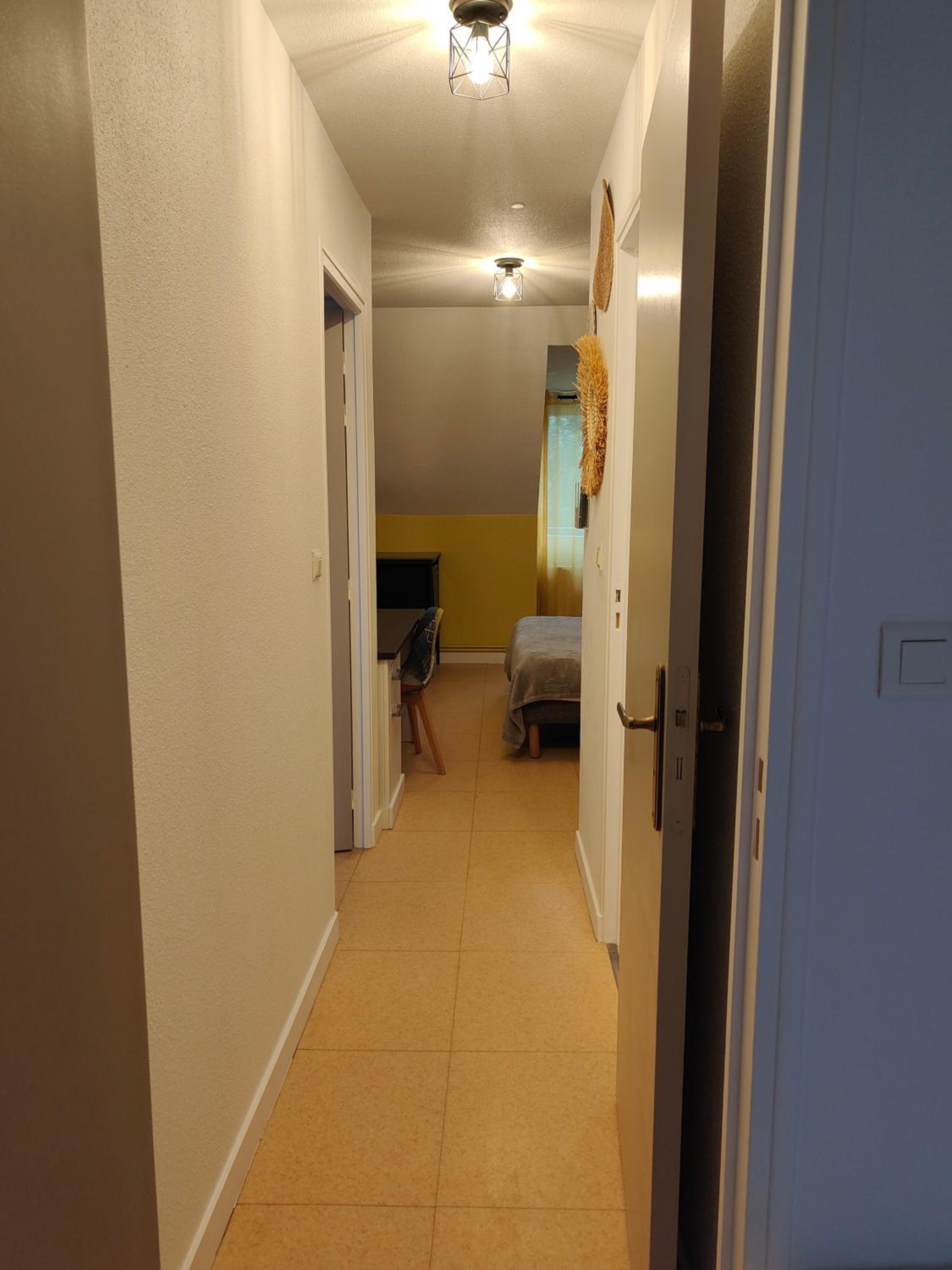 Family Room - Photo 5