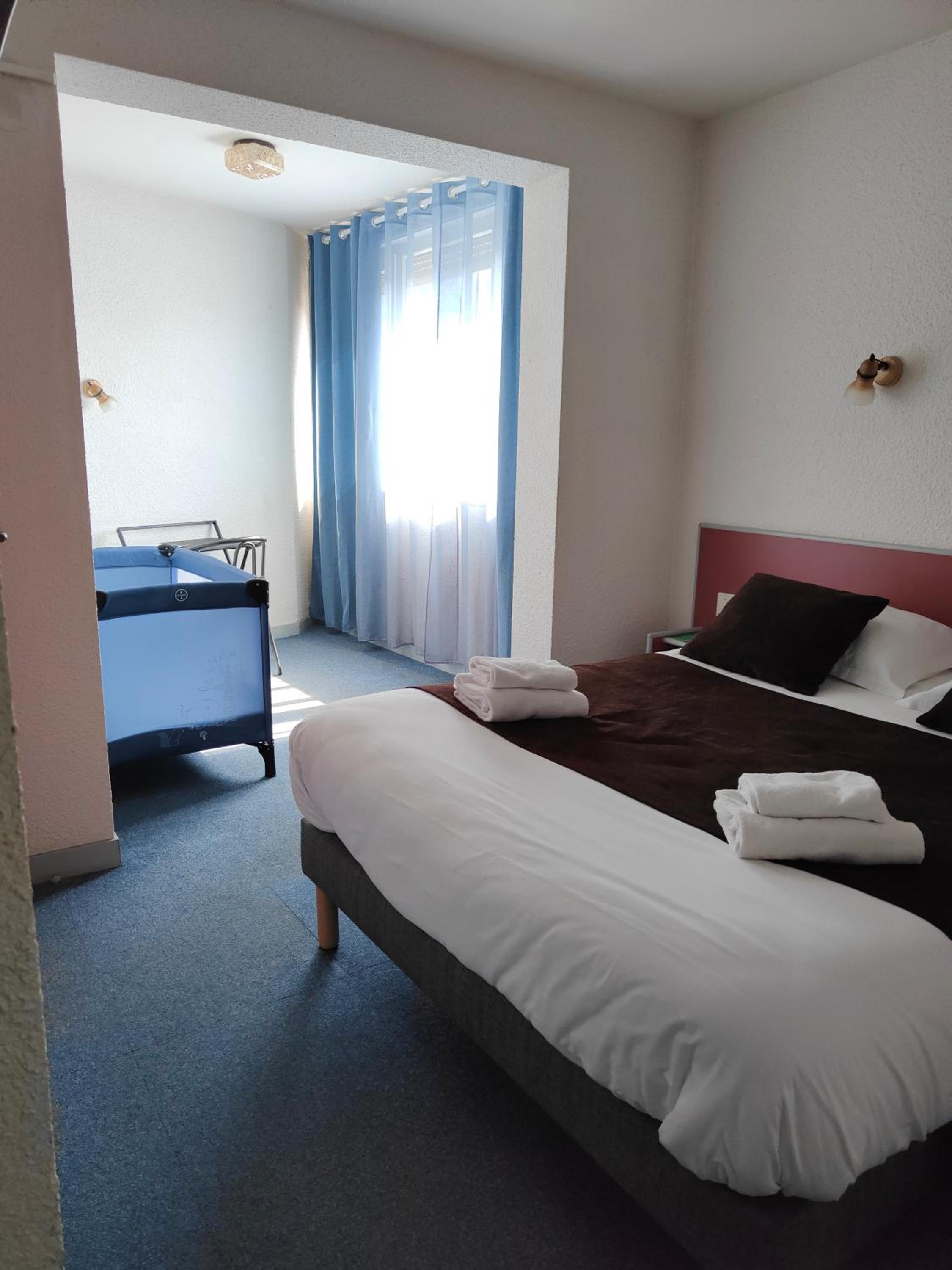 Superior Double Room - Photo 2