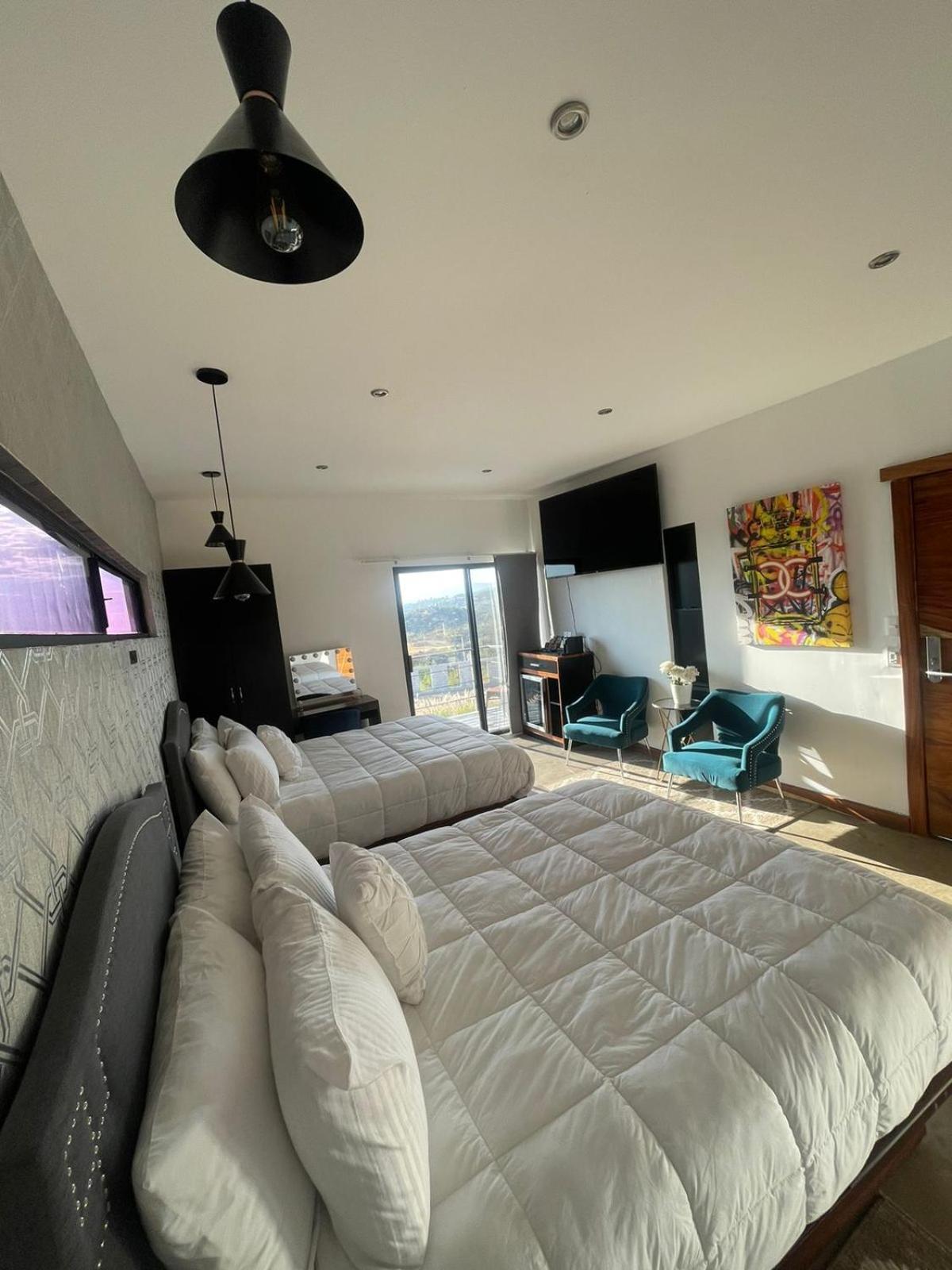Double Room with Balcony - Photo 1