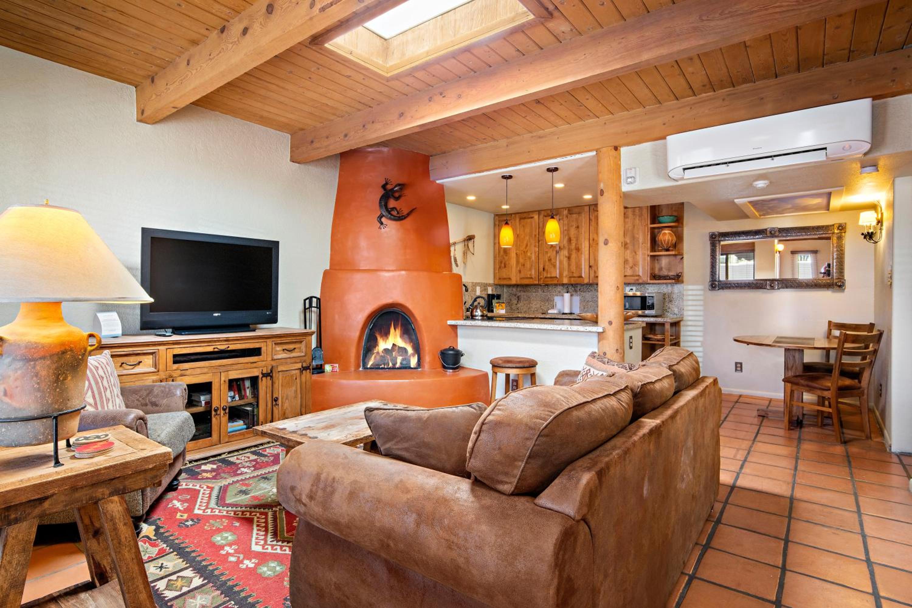 1 Bedroom Condominium  - Photo 23