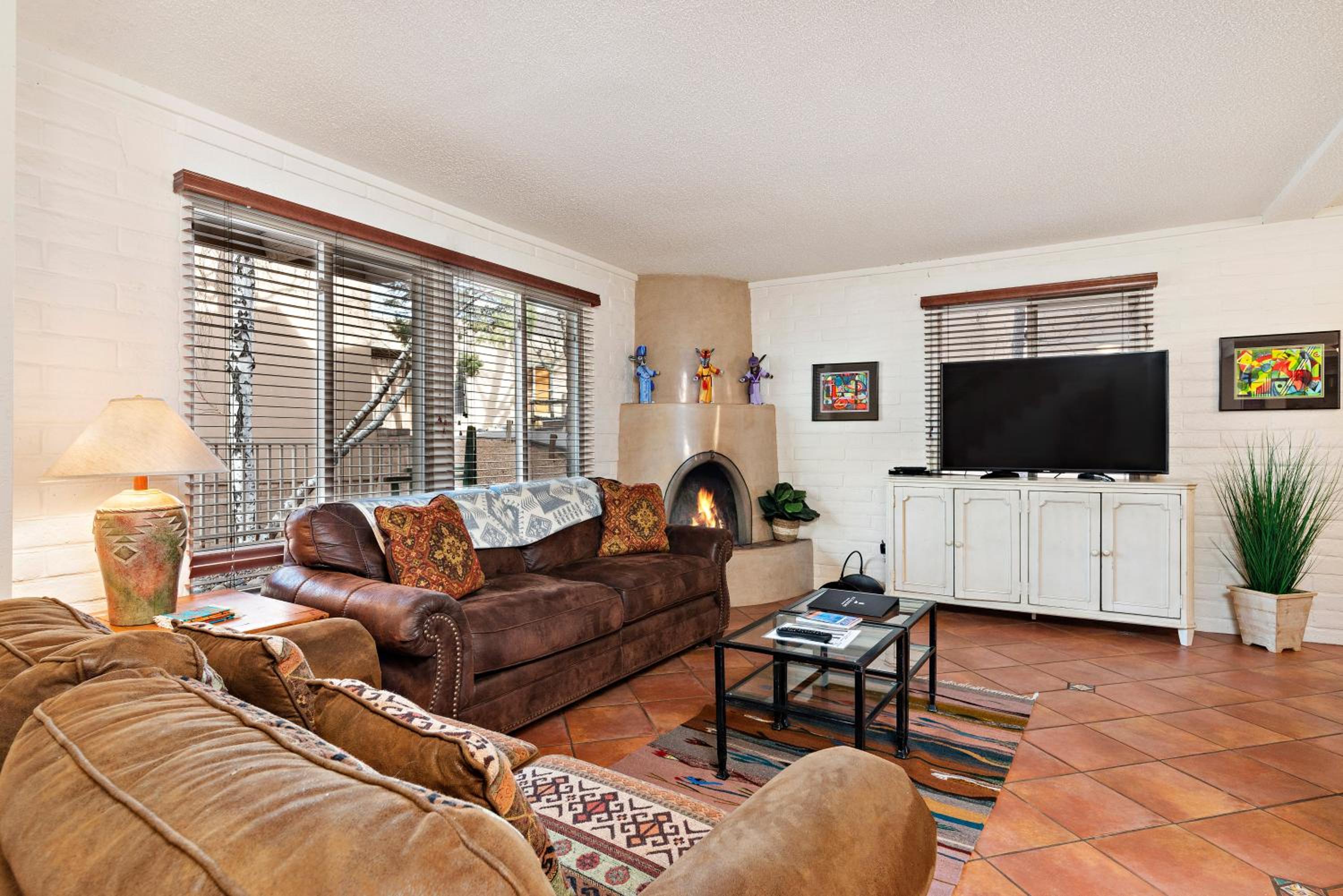2 Bedroom Condominium  - Photo 3