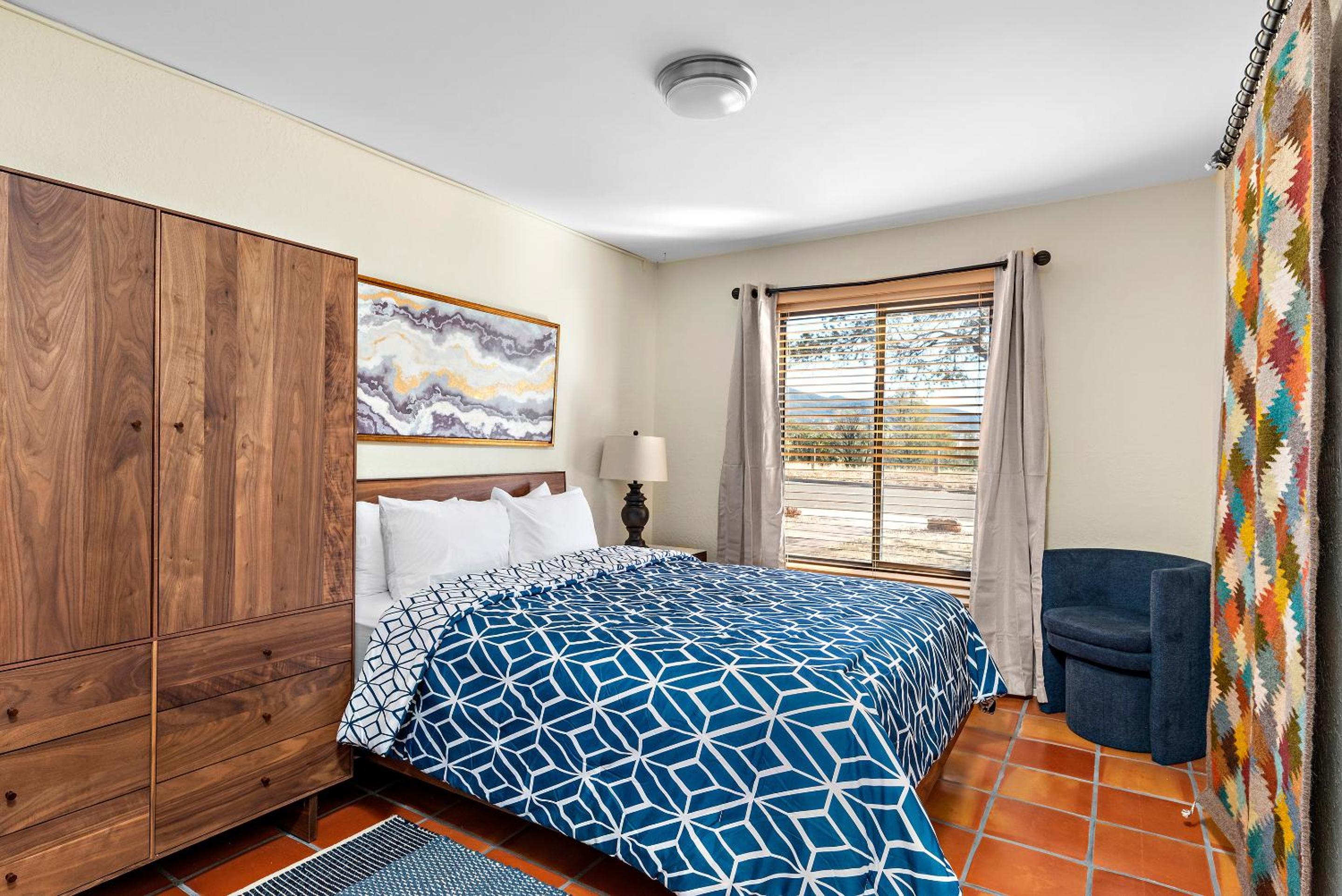 2 Bedroom Condominium  - Photo 12