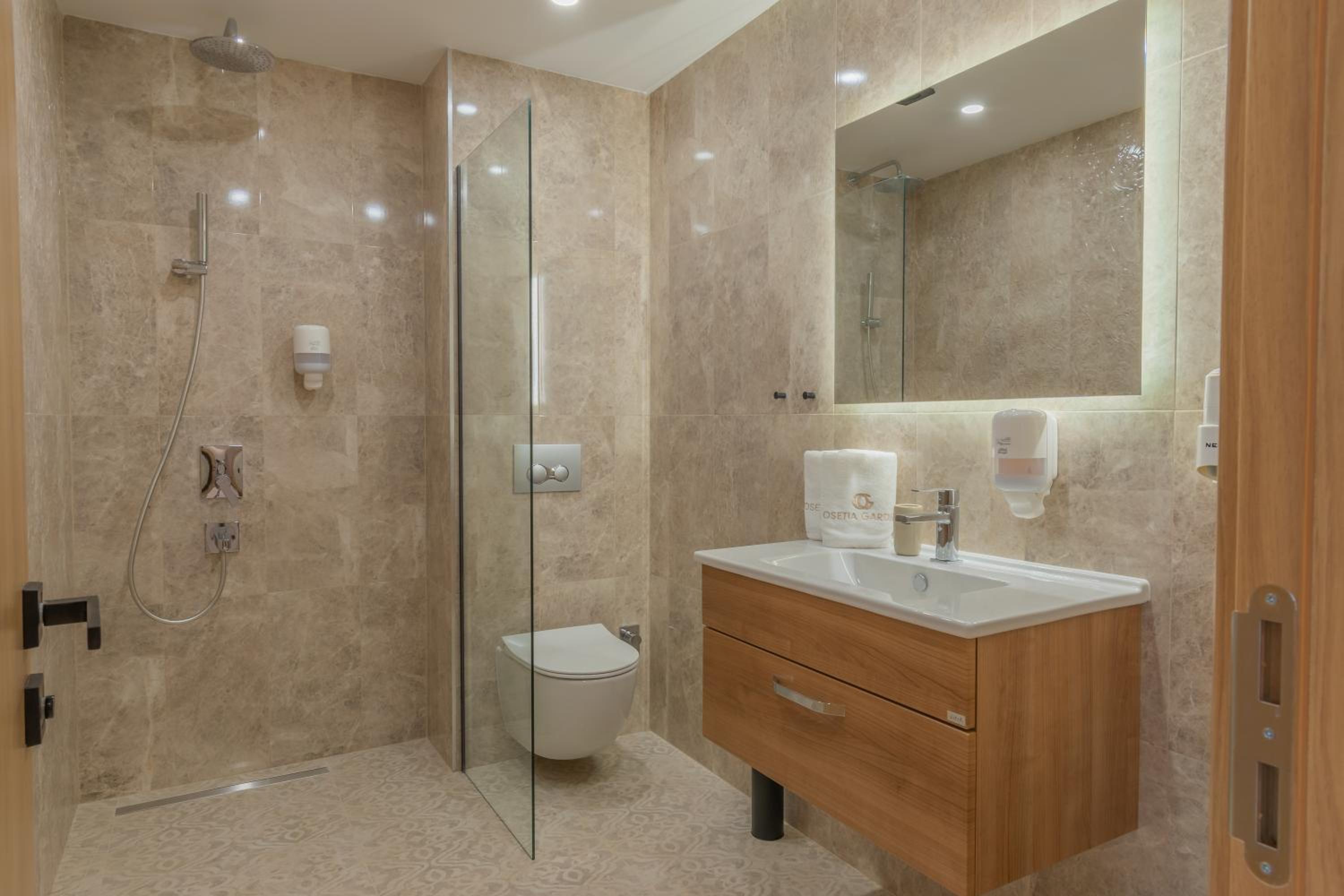 Superior Double Room photo 2