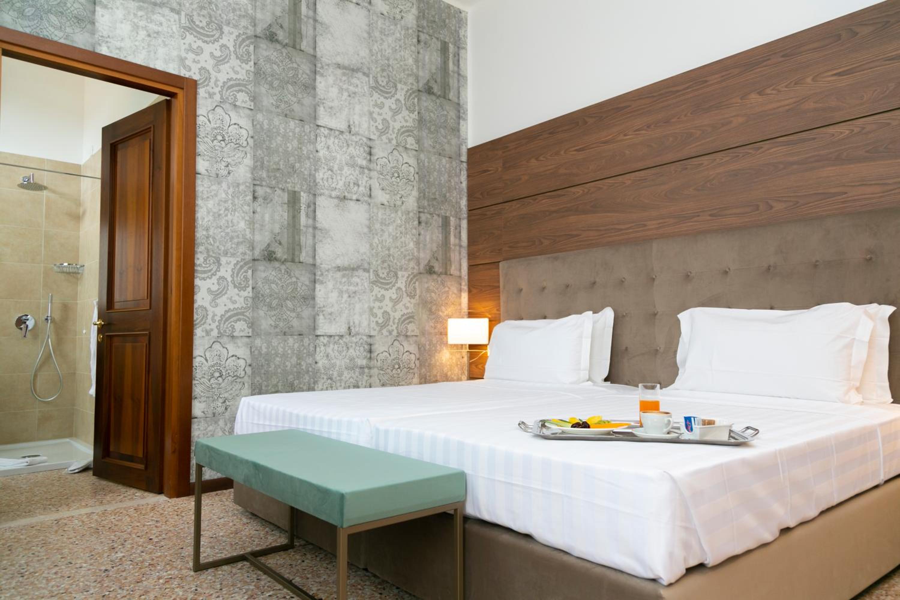 Superior Double Room - Photo 6