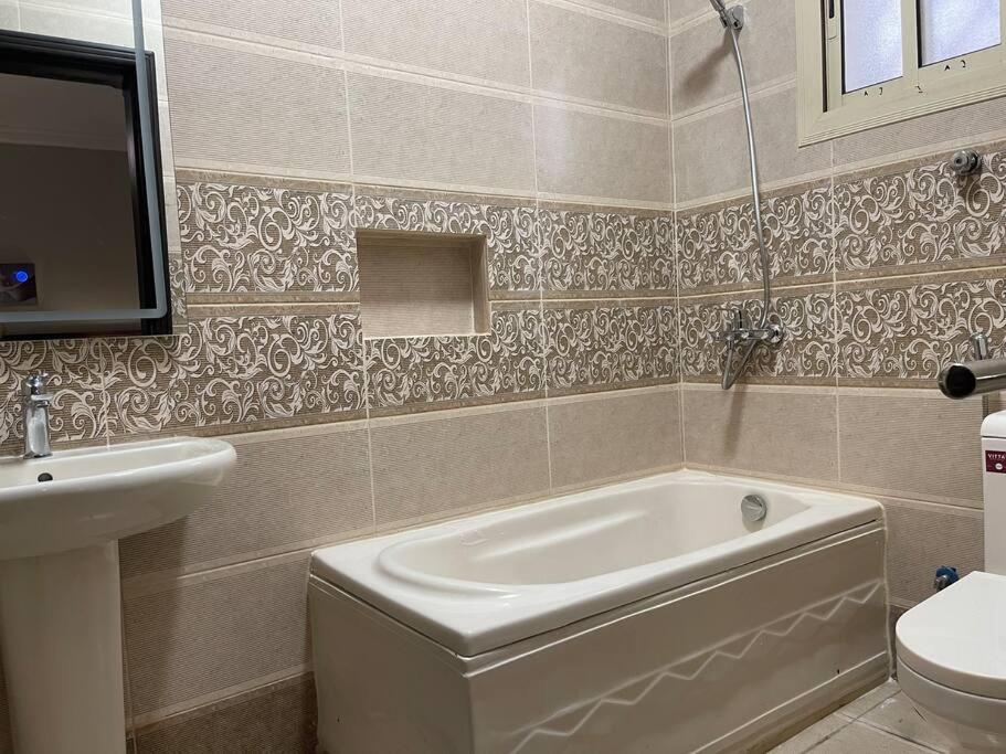Two-Bedroom Apartment photo 2