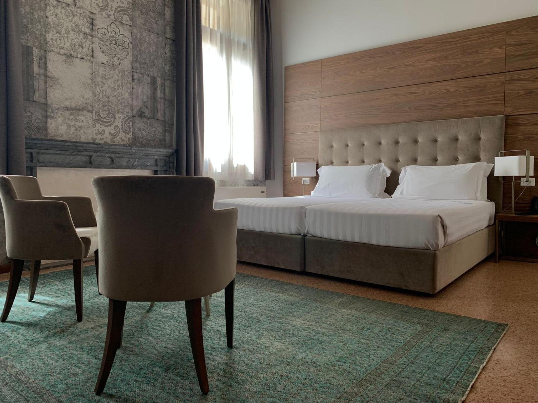 Superior Double Room - Photo 1