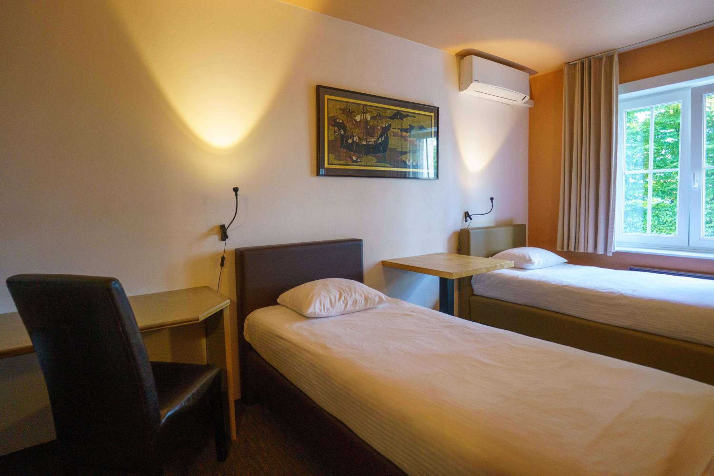 Twin Room photo 2