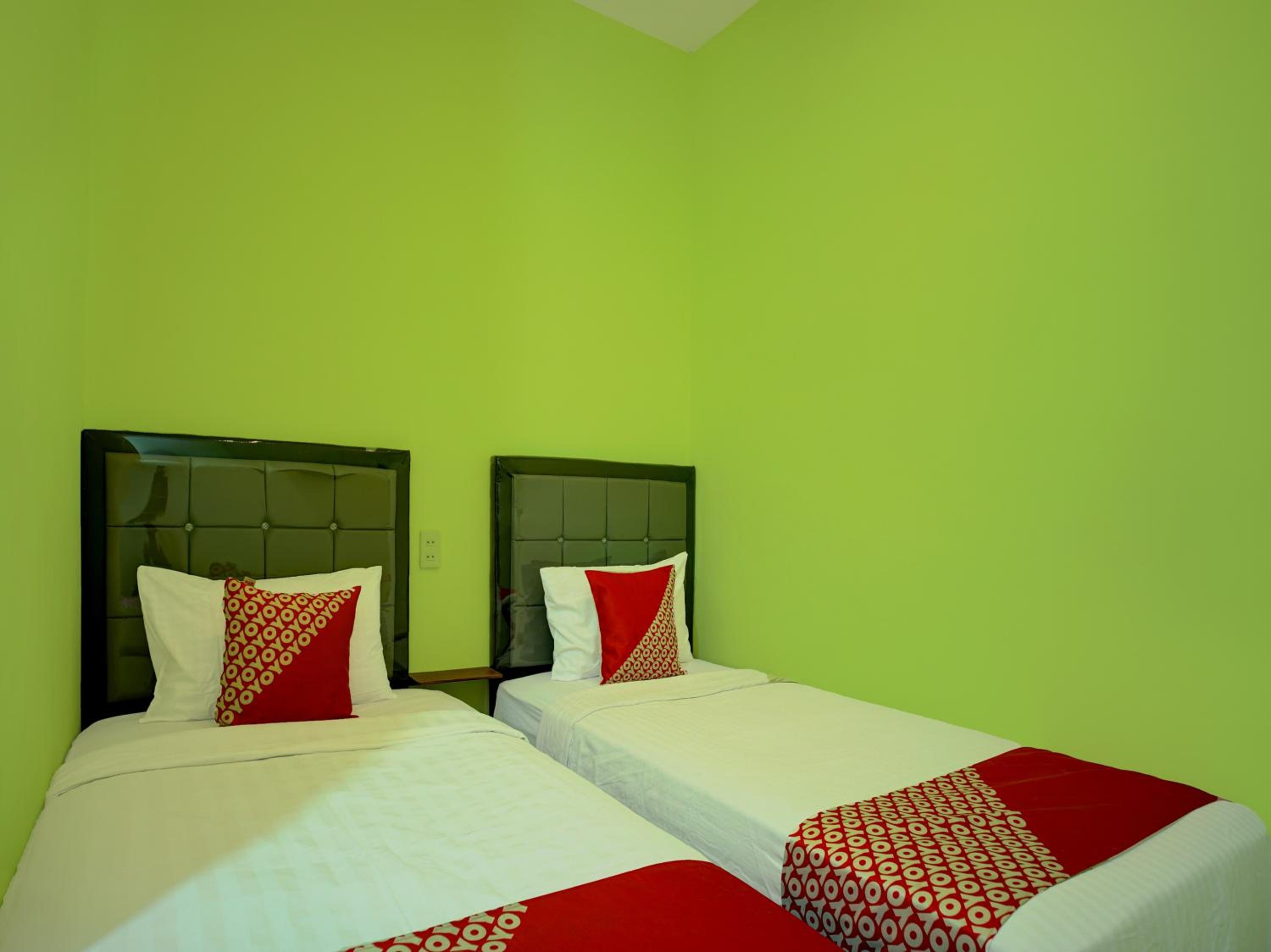 Standard Twin Room photo 1