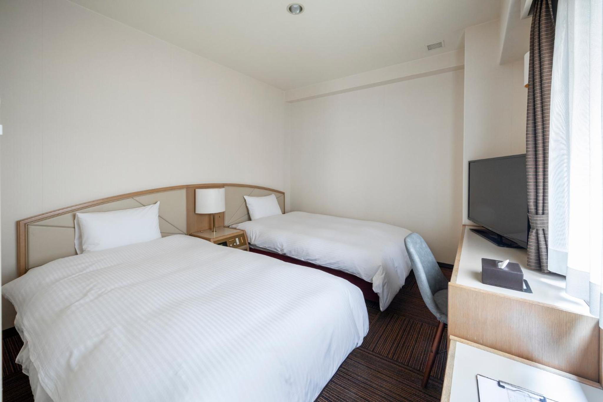 Standard Twin Room - Non-Smoking photo 1