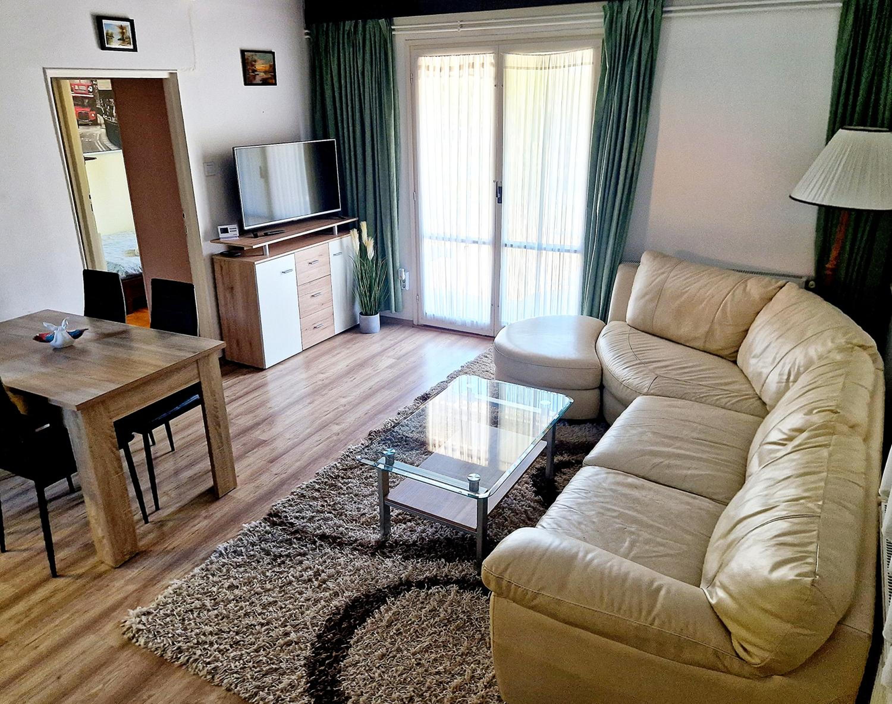 Three-Bedroom House - Photo 14