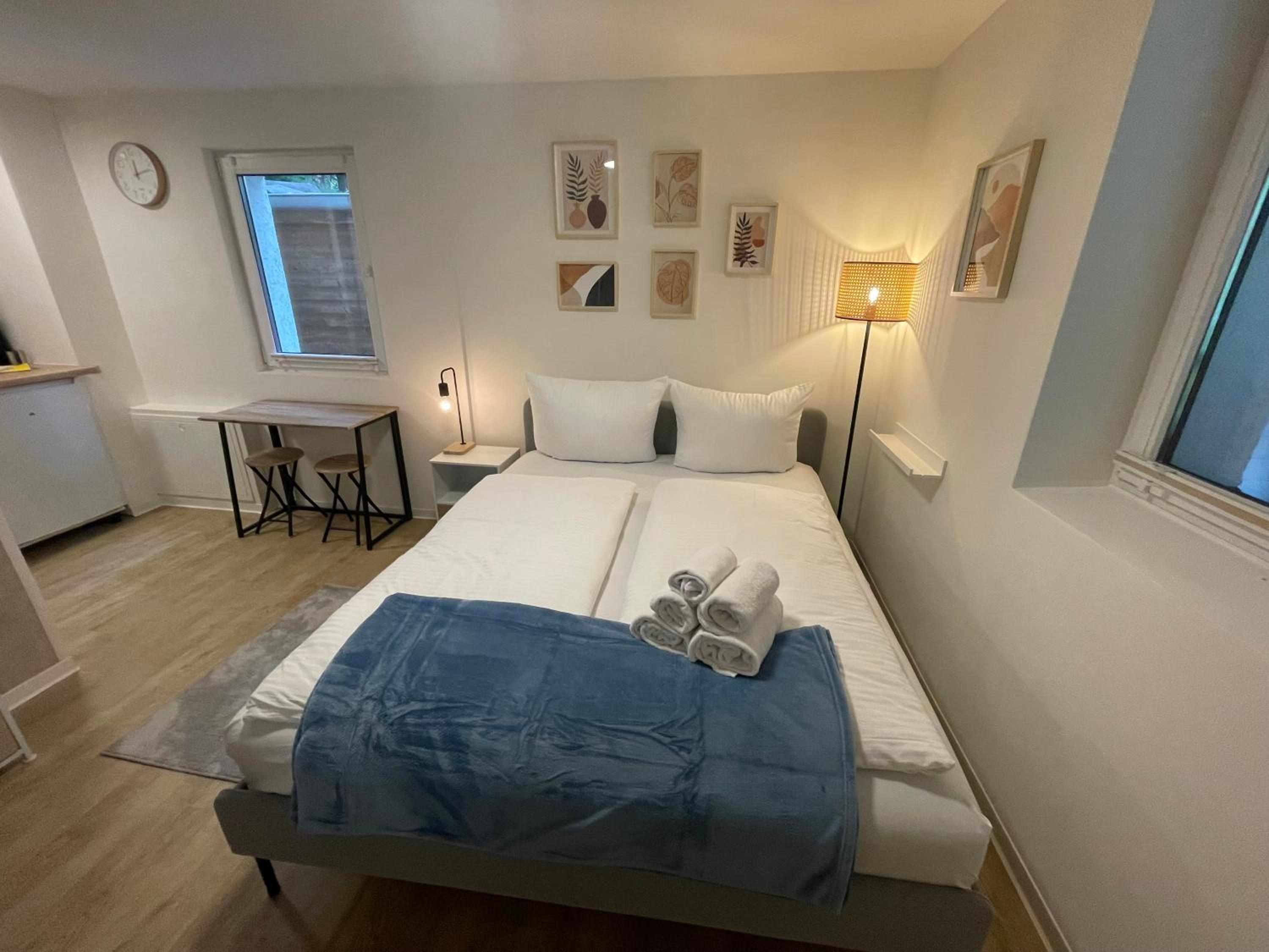 One-Bedroom Apartment photo 3