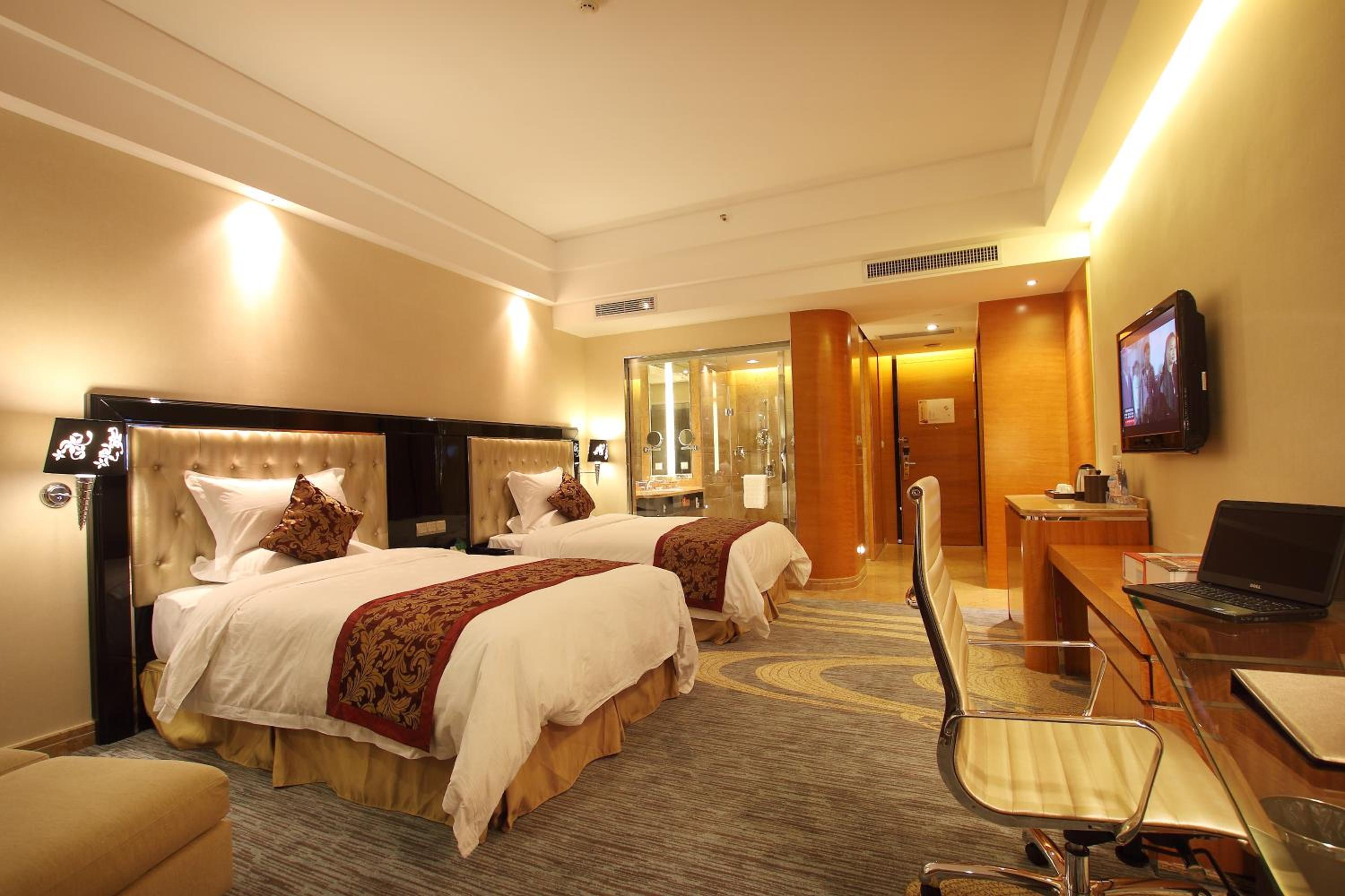 Standard Twin Room photo 3