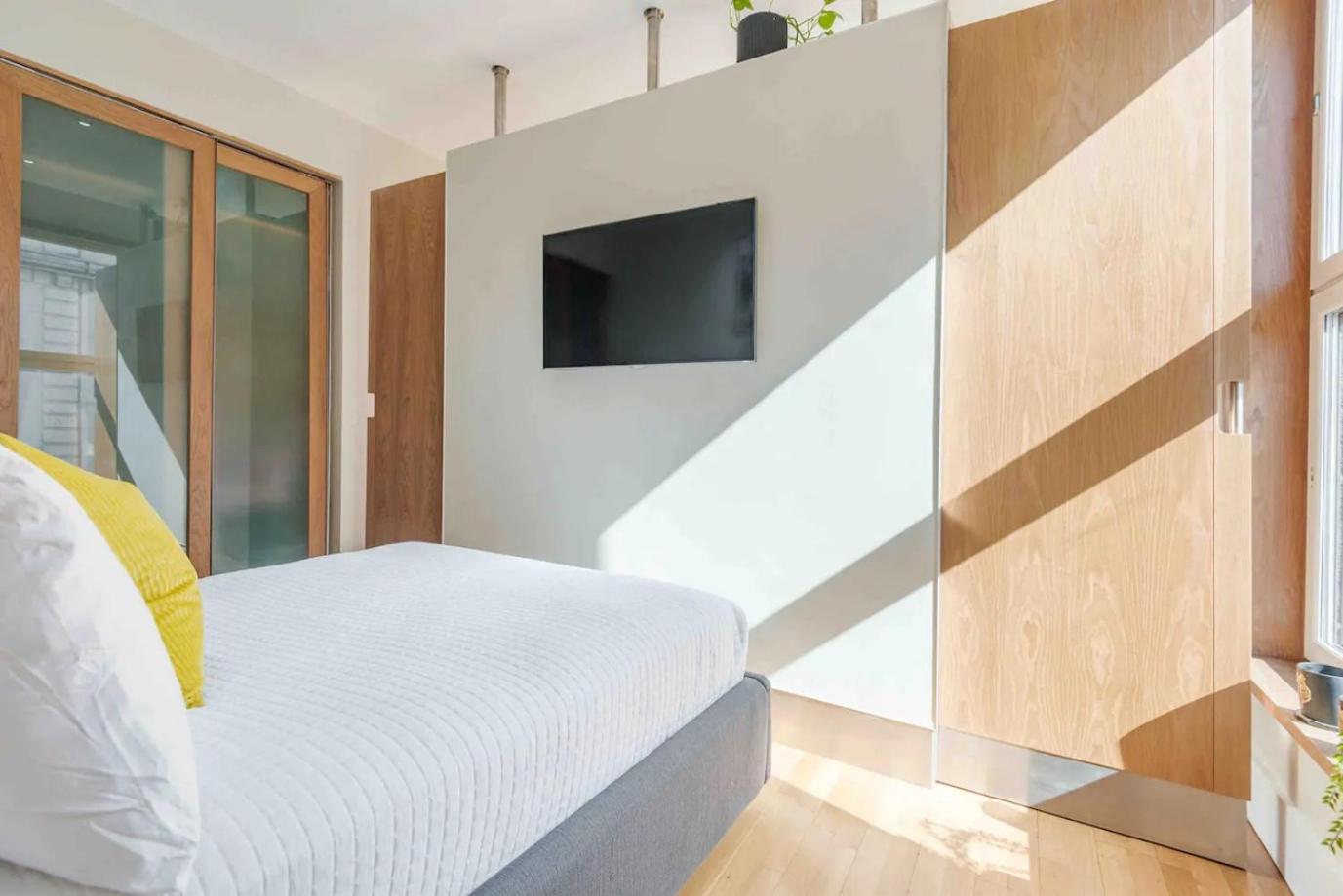 Studio Apartment photo 3