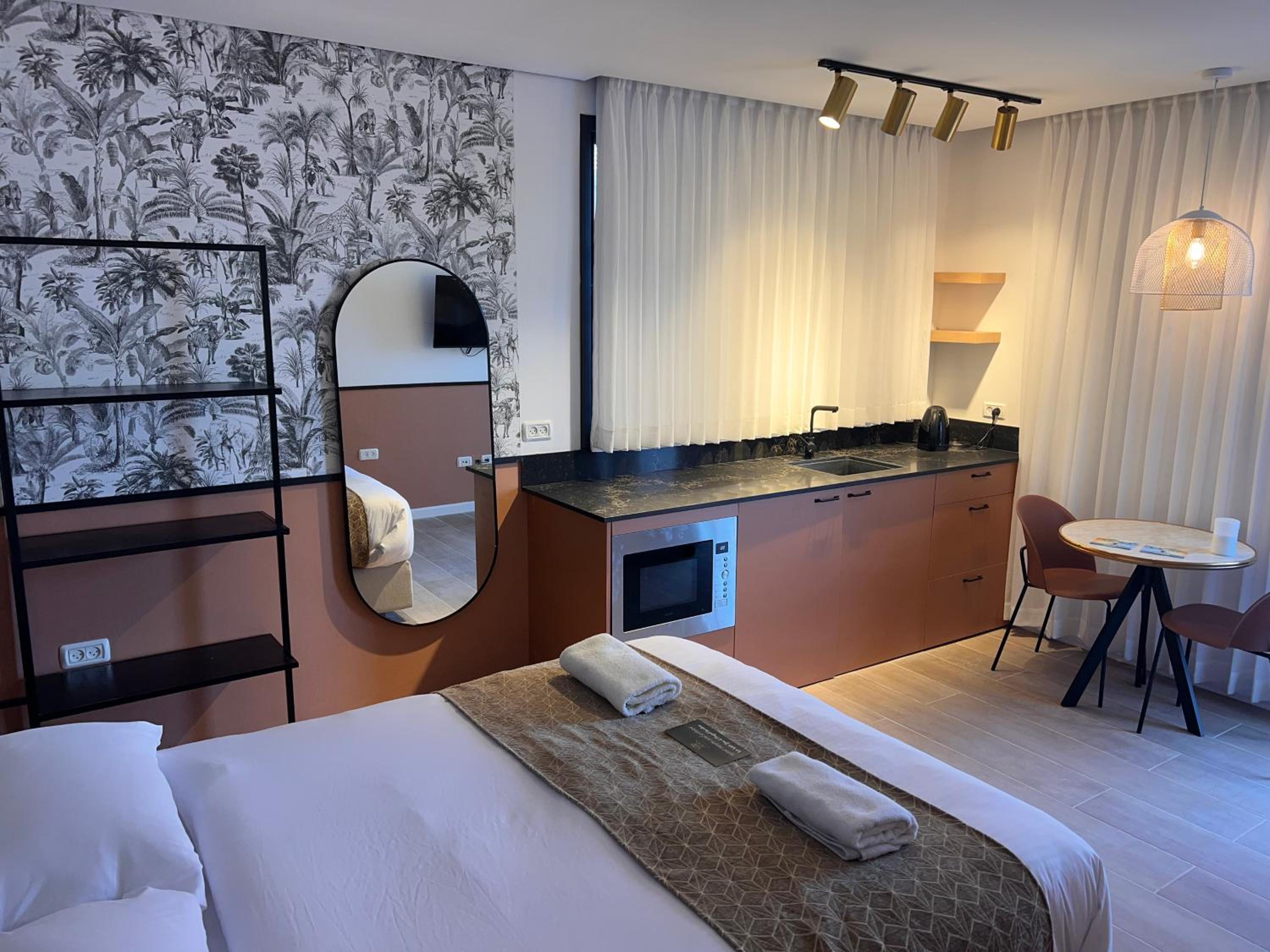 Deluxe Double Room With Sea View photo 2