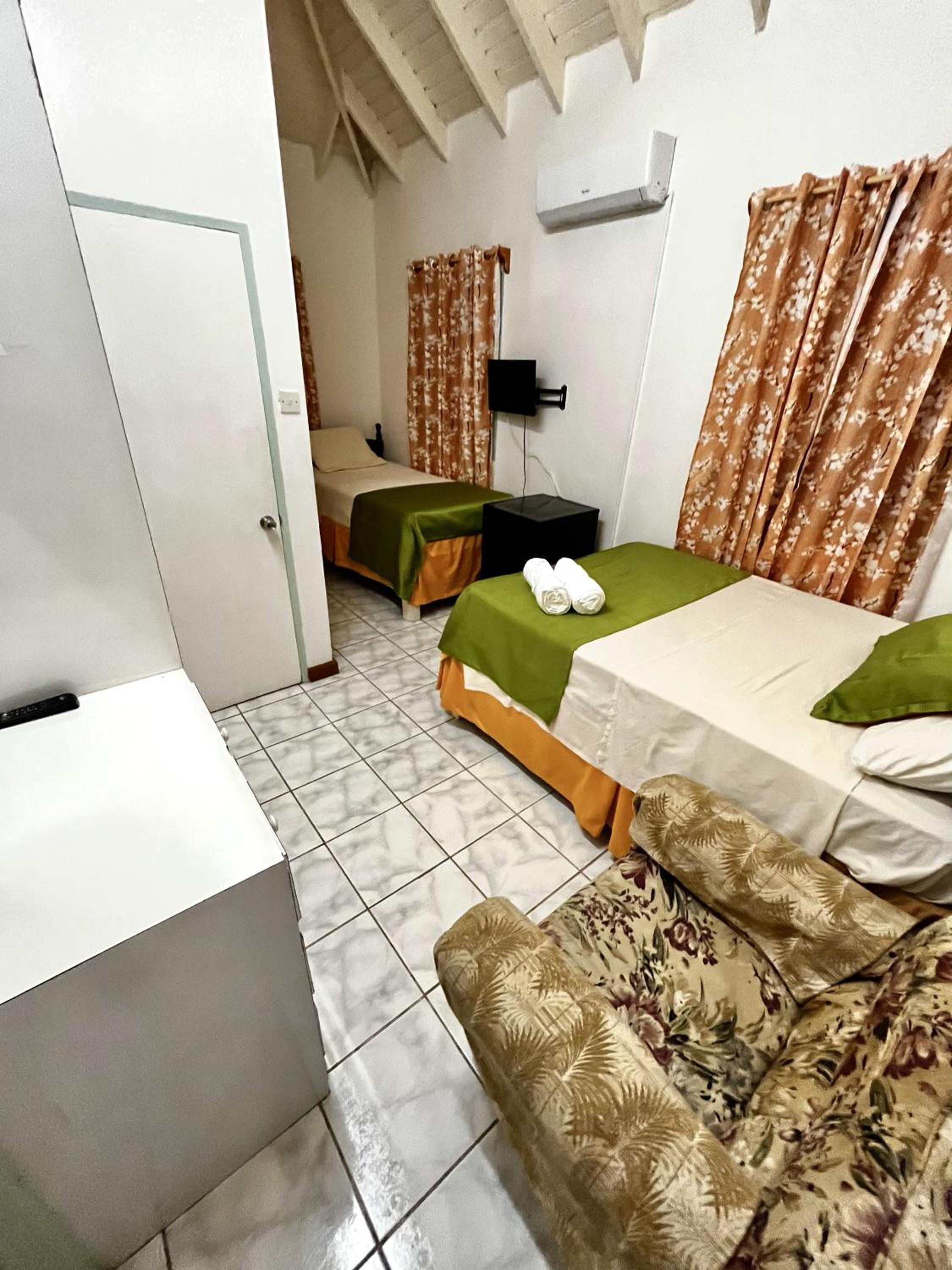 Deluxe Double or Twin Room photo 3