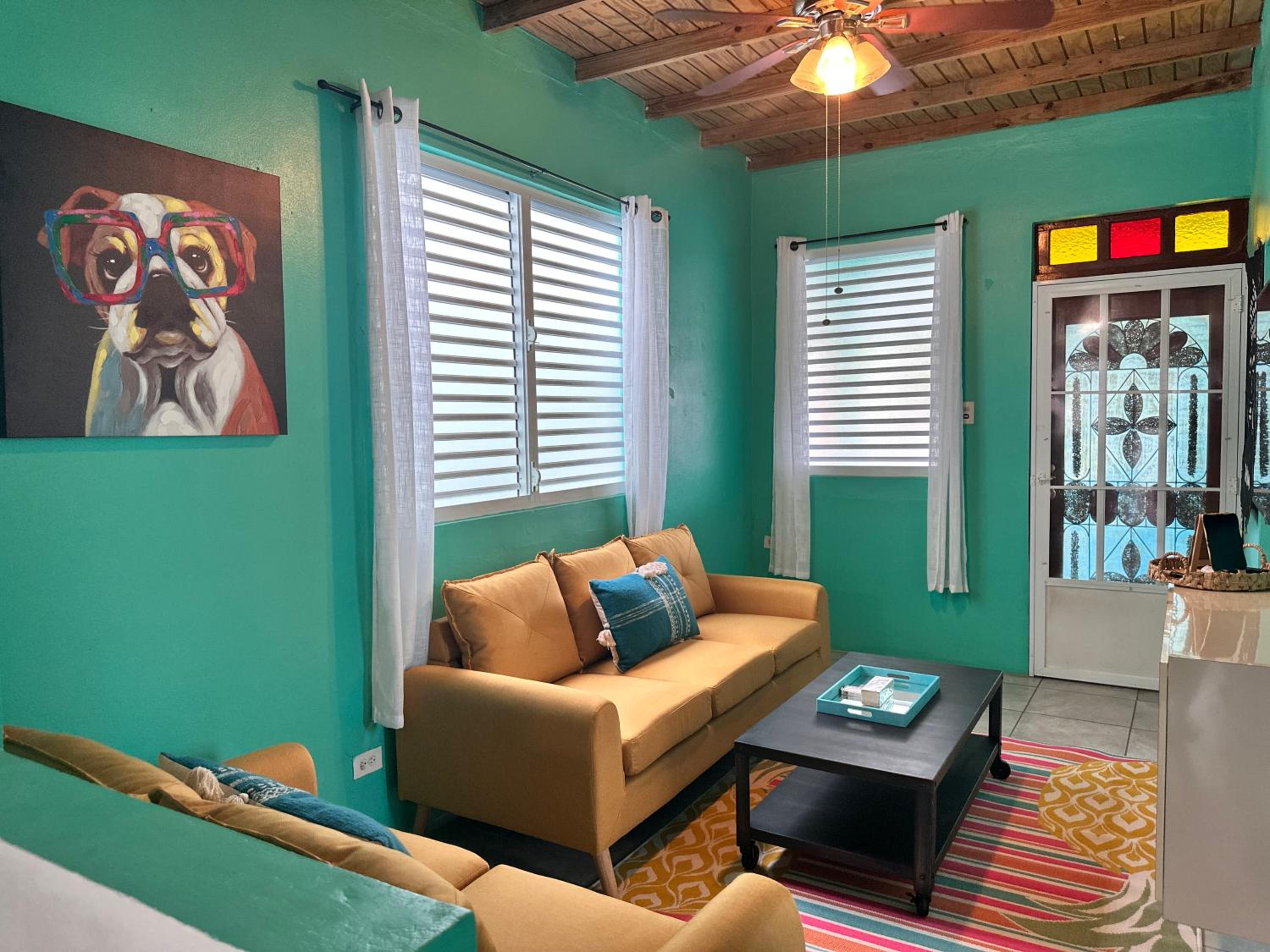 One-Bedroom House photo 1