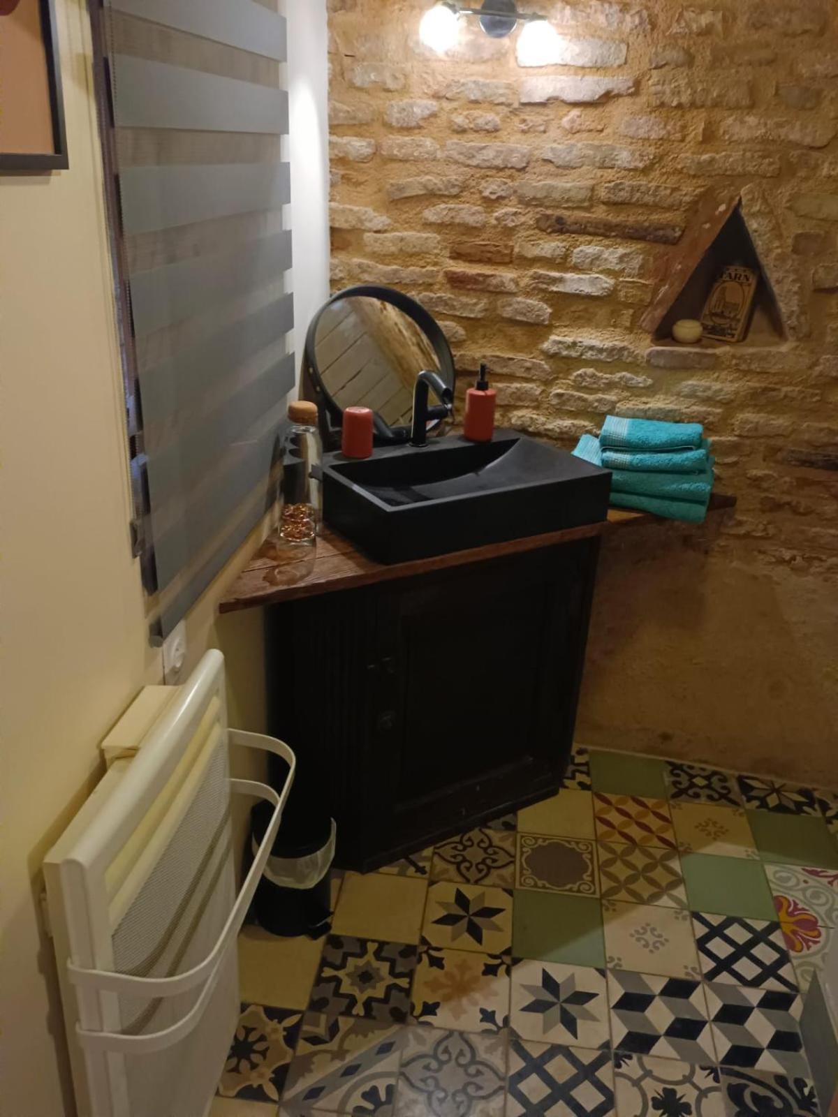 Double Room with Garden View - Photo 24