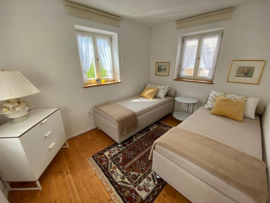 One-Bedroom House photo 1