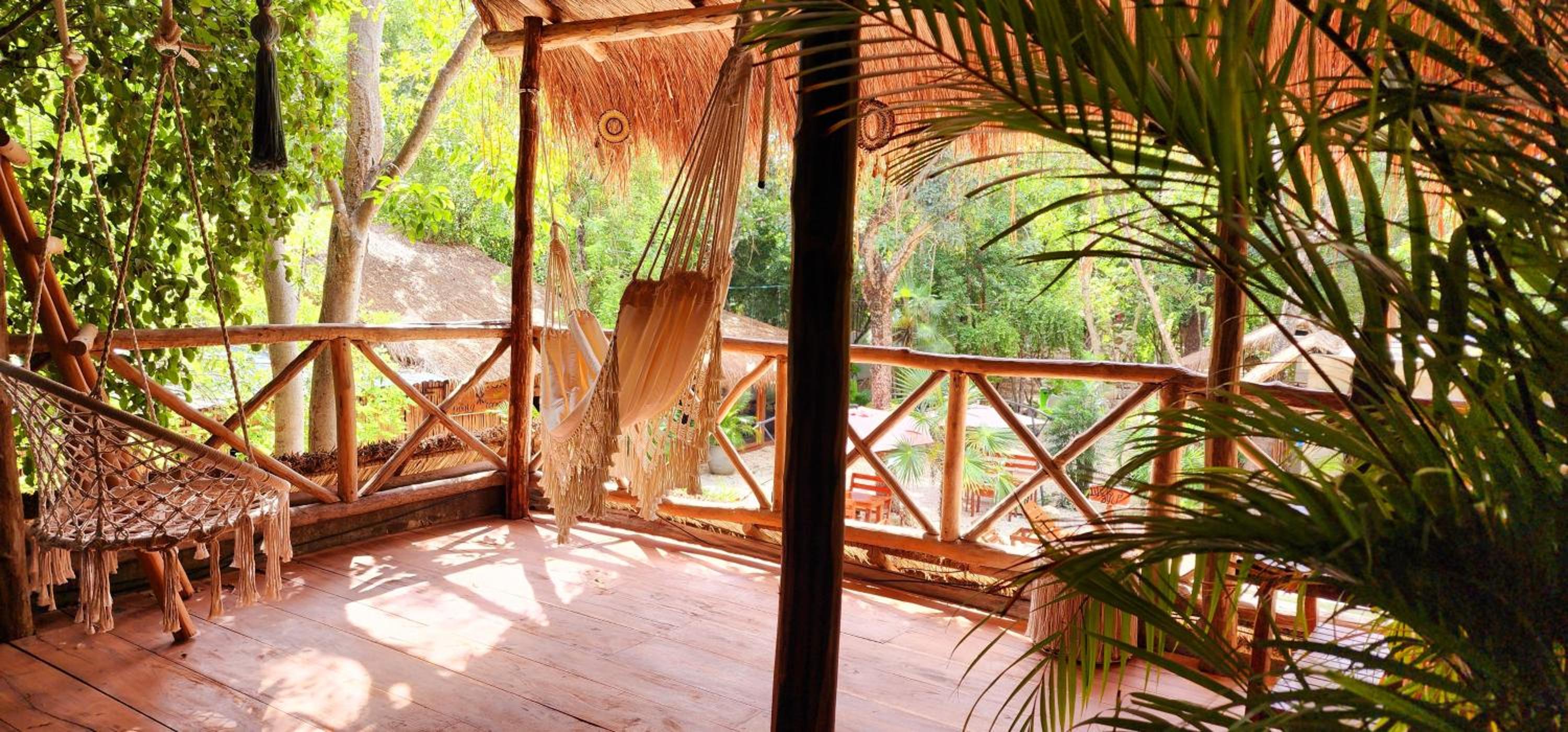 Suite with Private Pool - Photo 9
