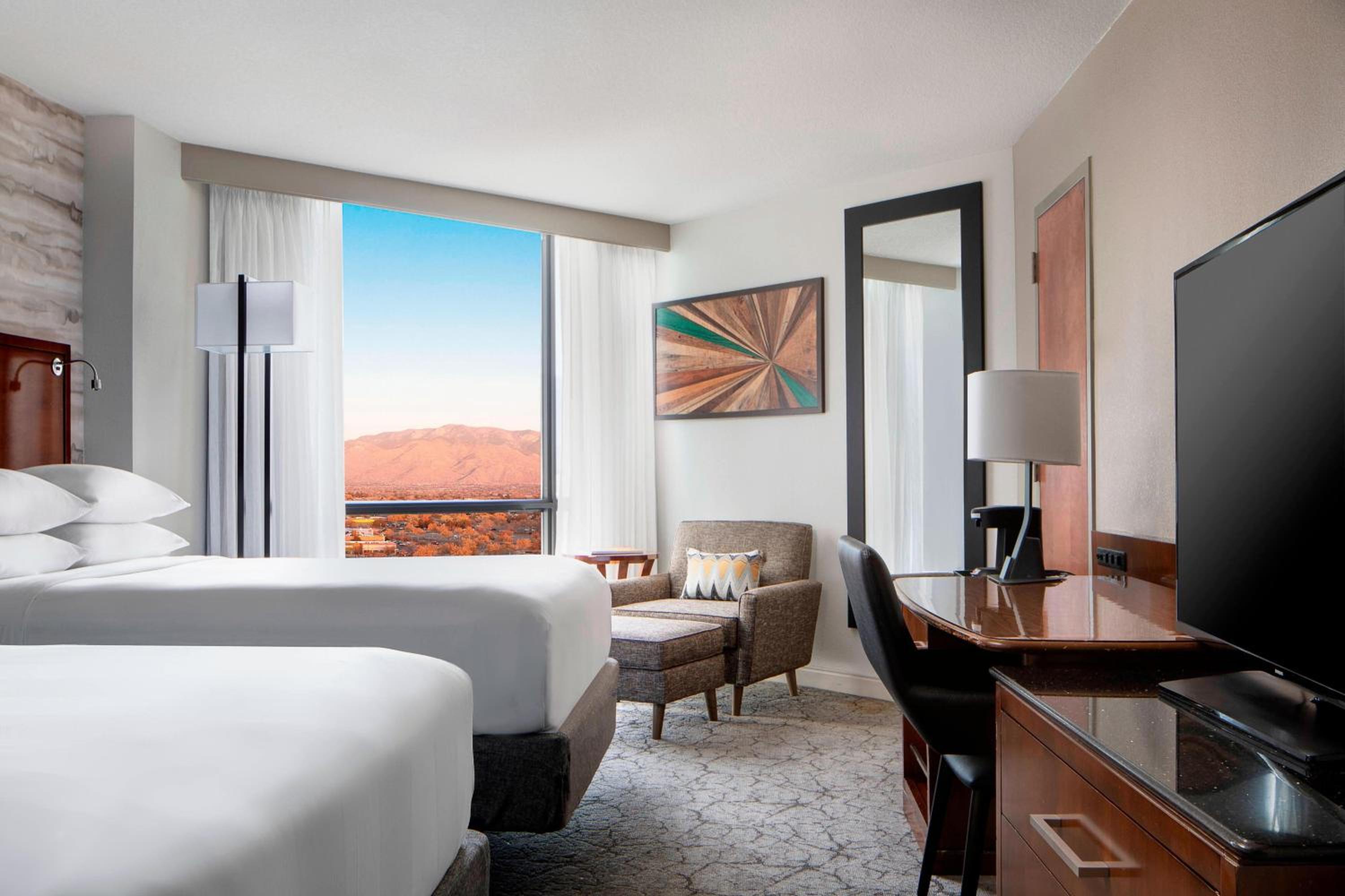 Concierge Level Double Room With Two Double Beds - Pool View