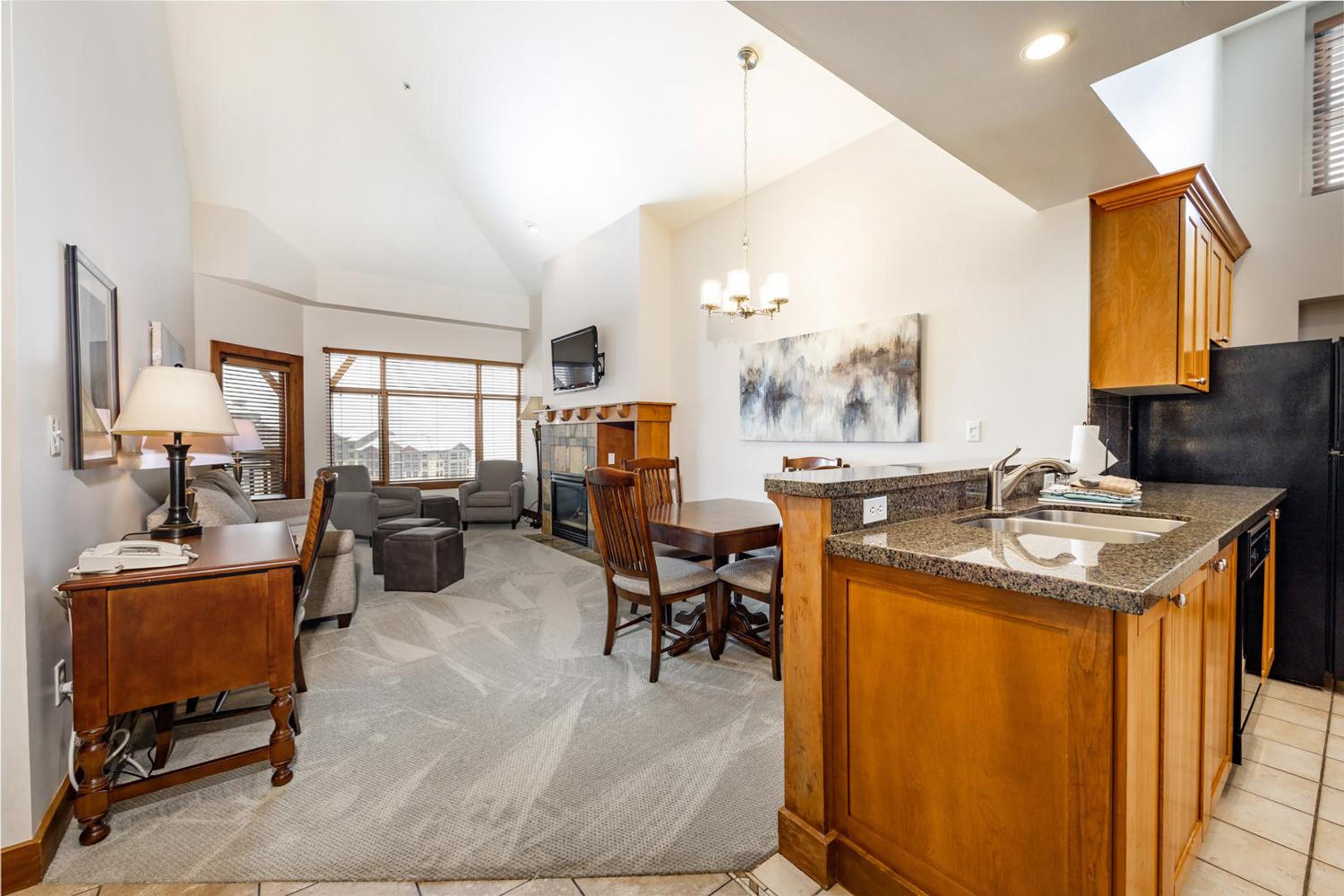2 Bedroom Condominium  - Photo 15