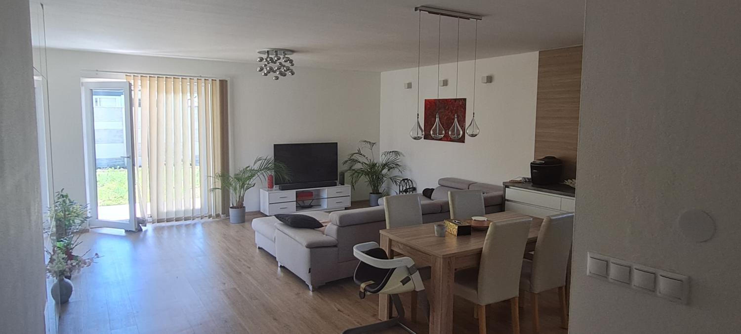 Three-Bedroom Villa photo 3