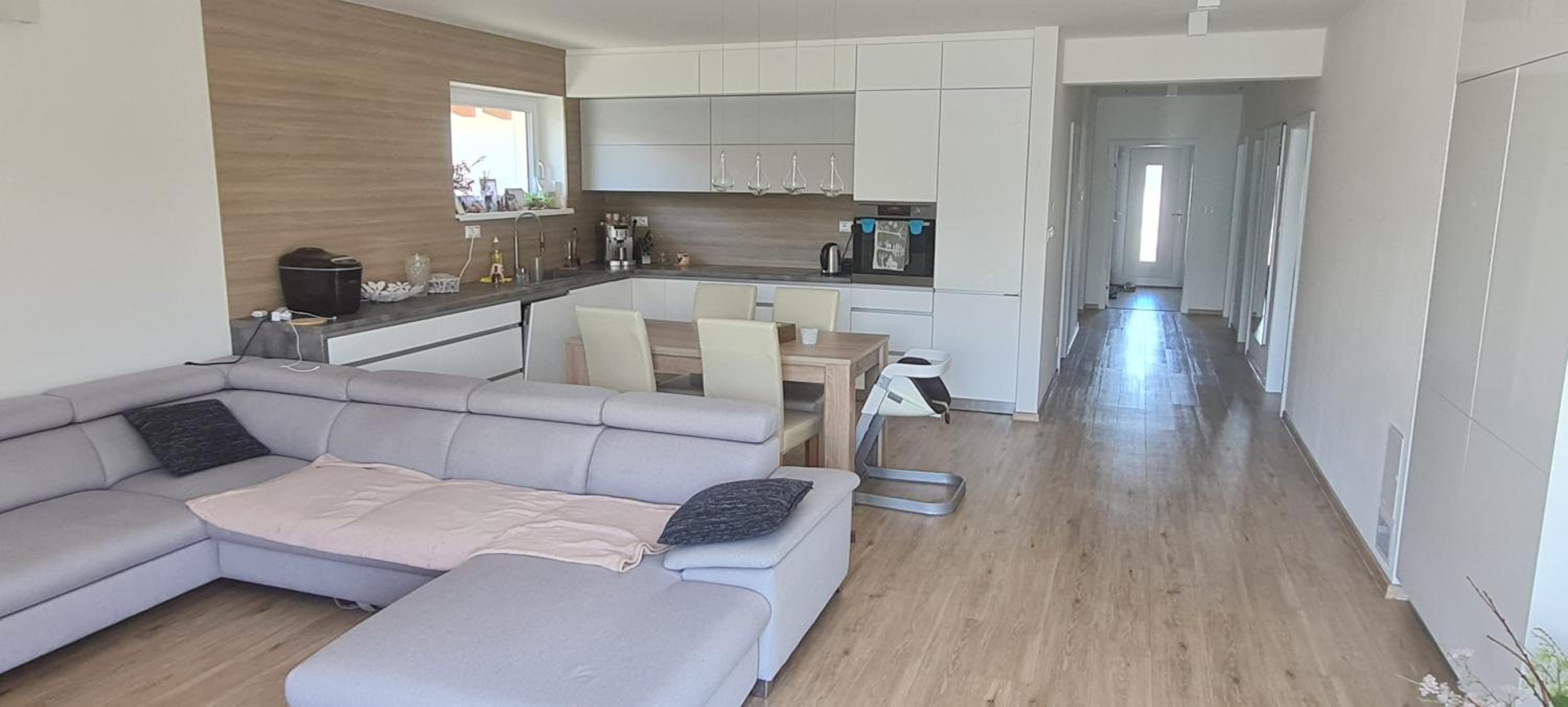 Three-Bedroom Villa photo 1