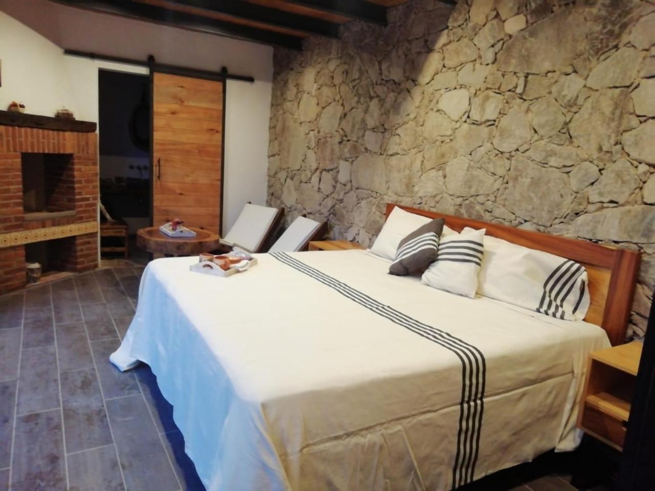 Double Room with Terrace - Photo 6