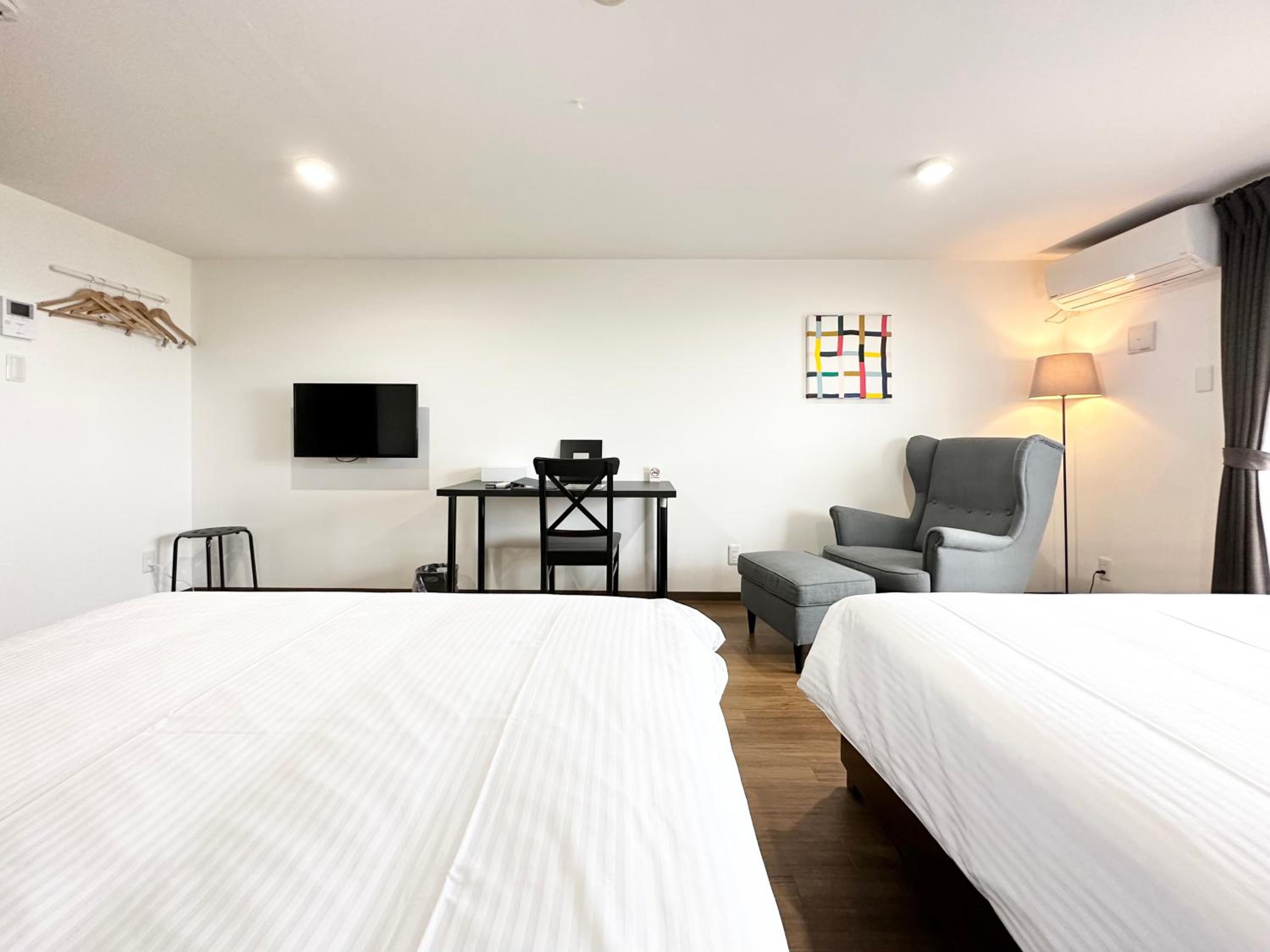Deluxe Twin Room with Sea View