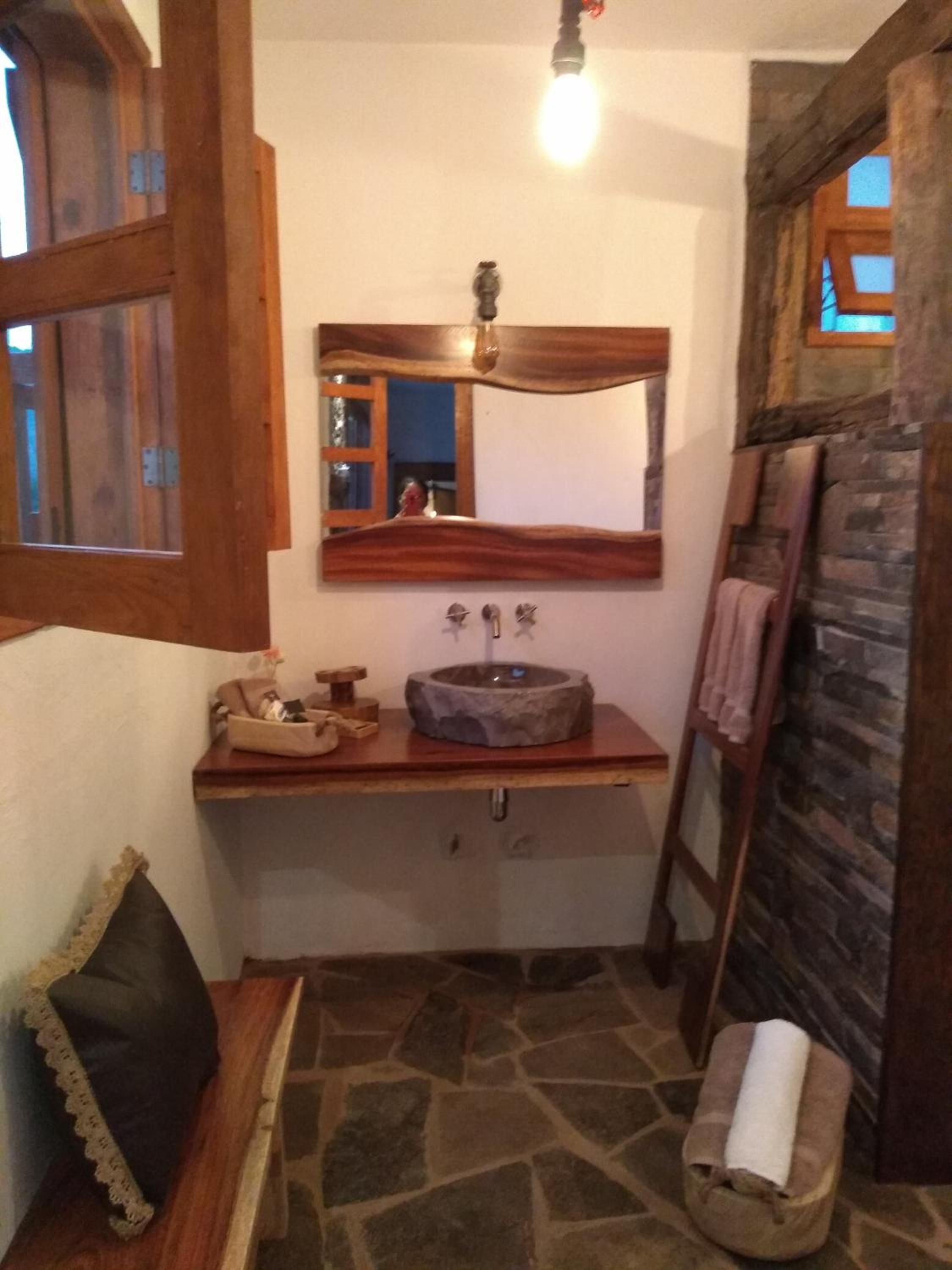 King Room with Balcony - Photo 2