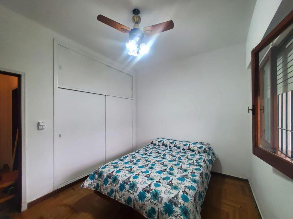 Three-Bedroom House photo 3