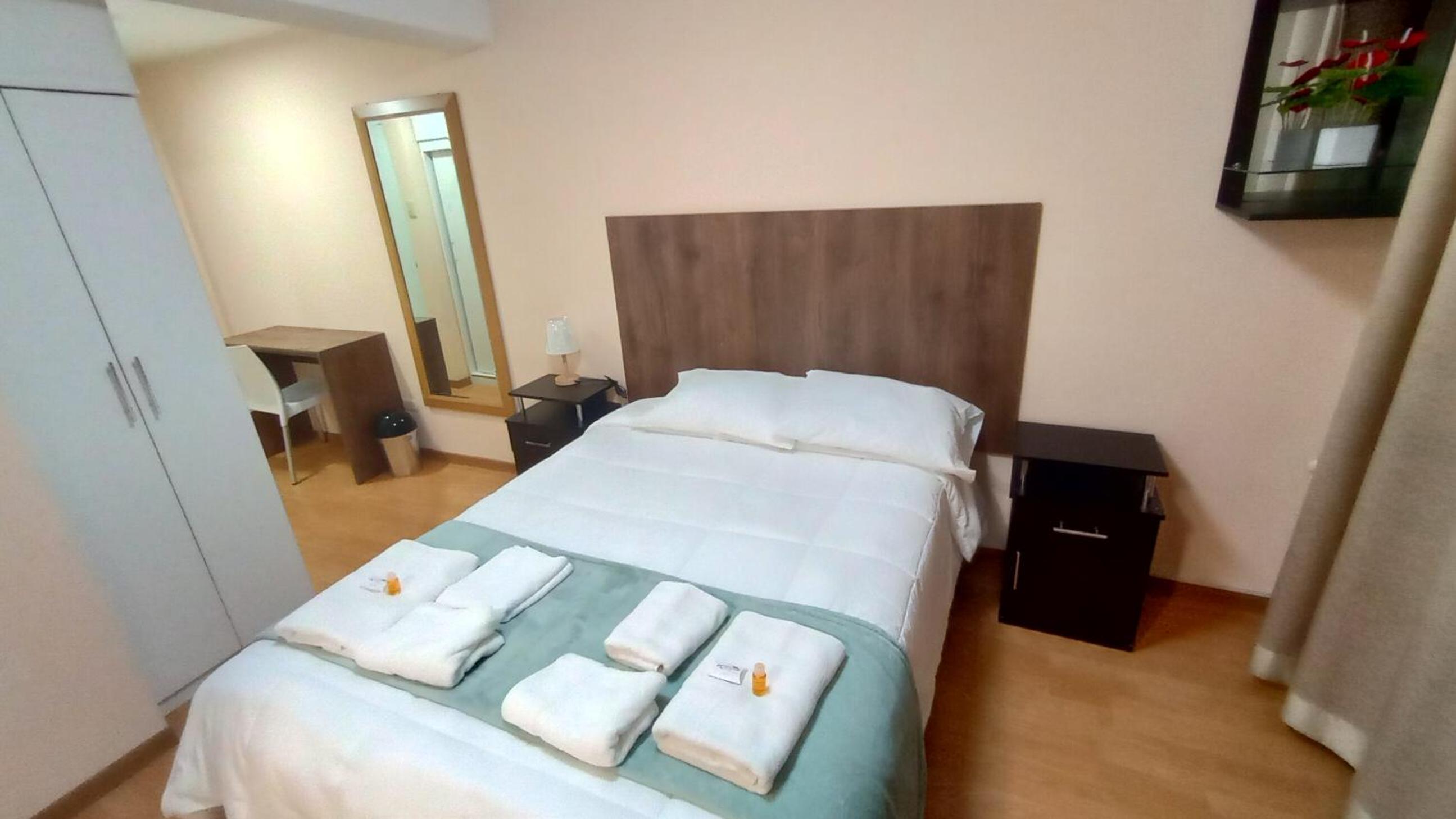 Double Room with Private Bathroom photo 1