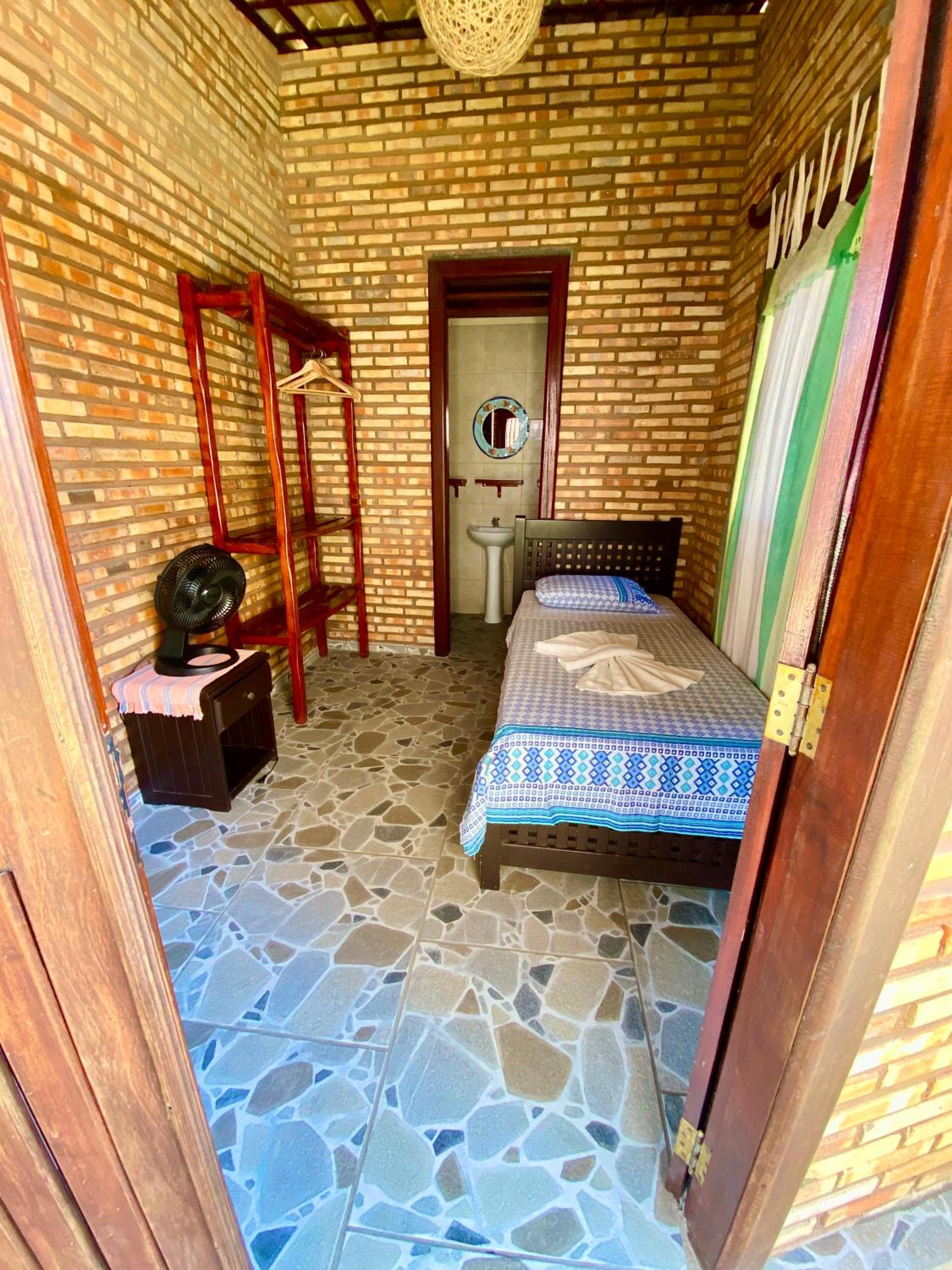 Small Single Room photo 1