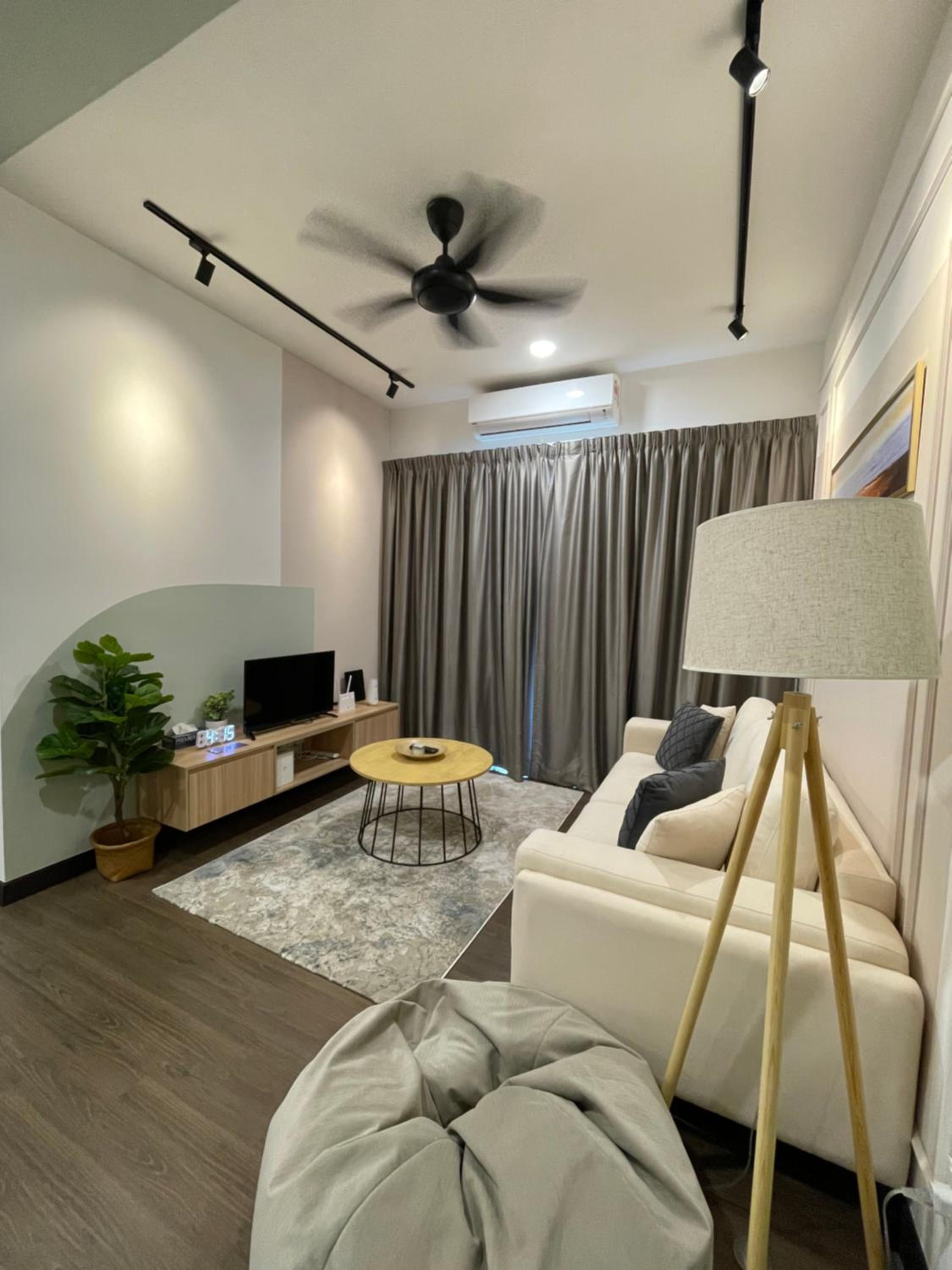 Three-Bedroom Apartment photo 1
