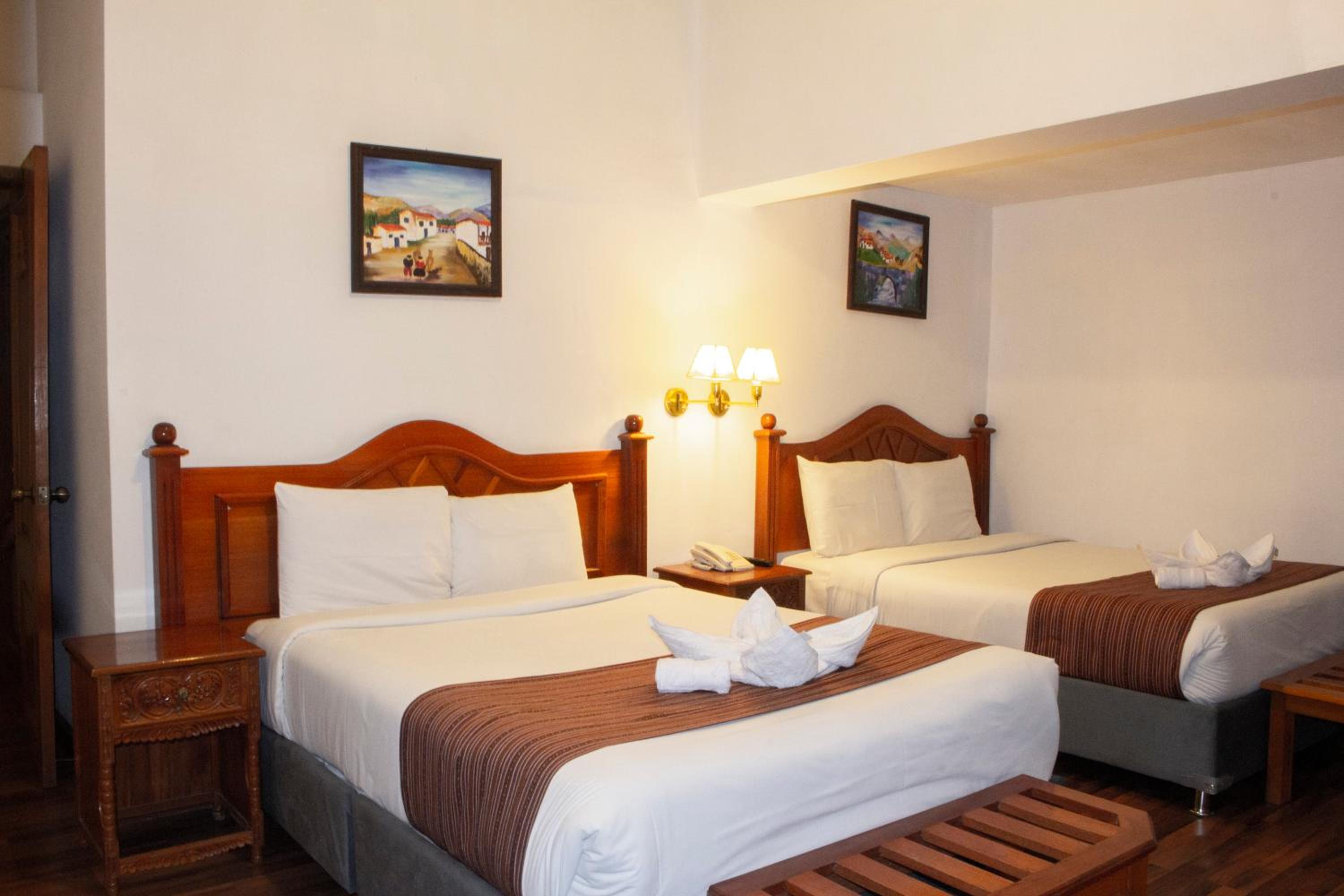 Double Room with Two Double Beds photo 2