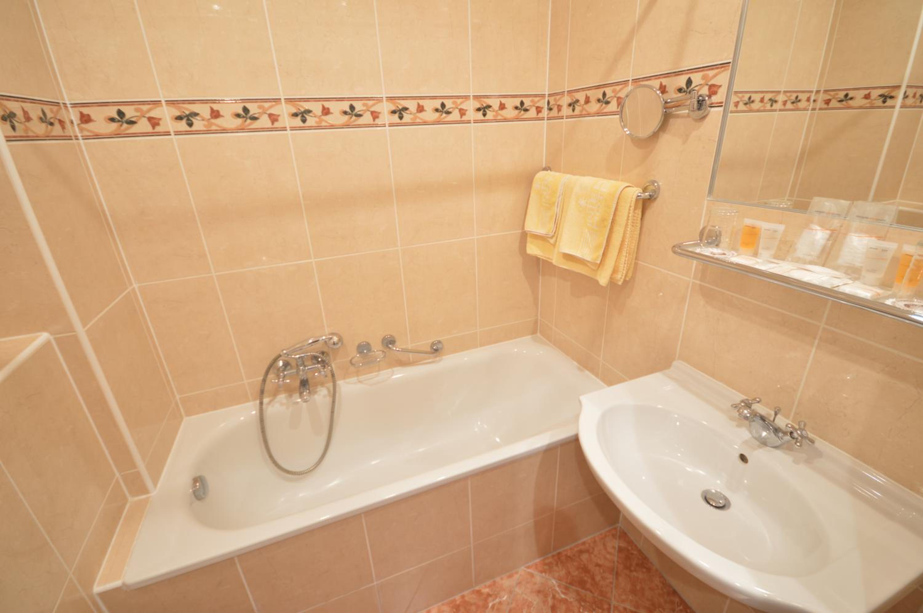 Double or Twin Room photo 2