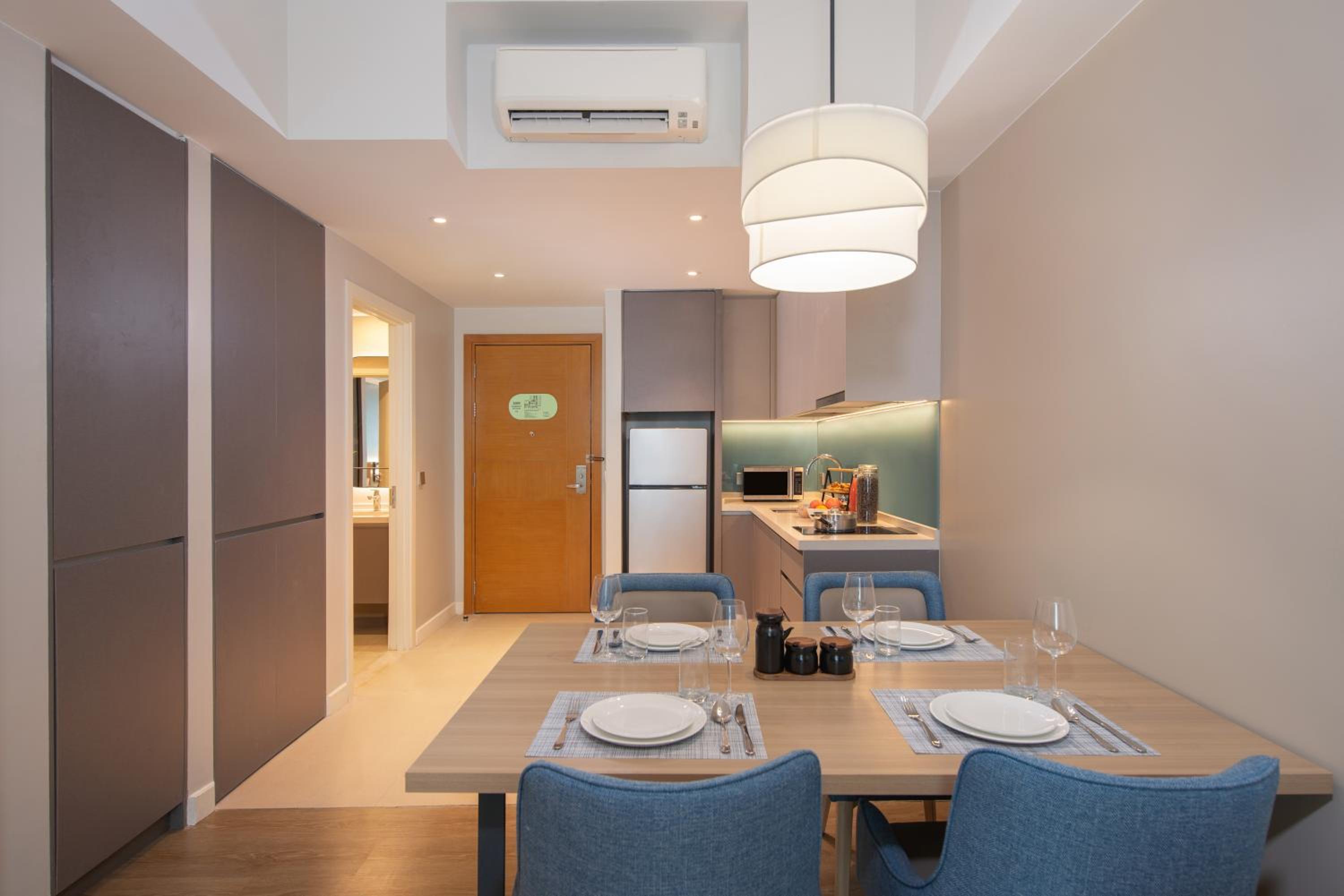 One Bedroom Deluxe - Photo 3