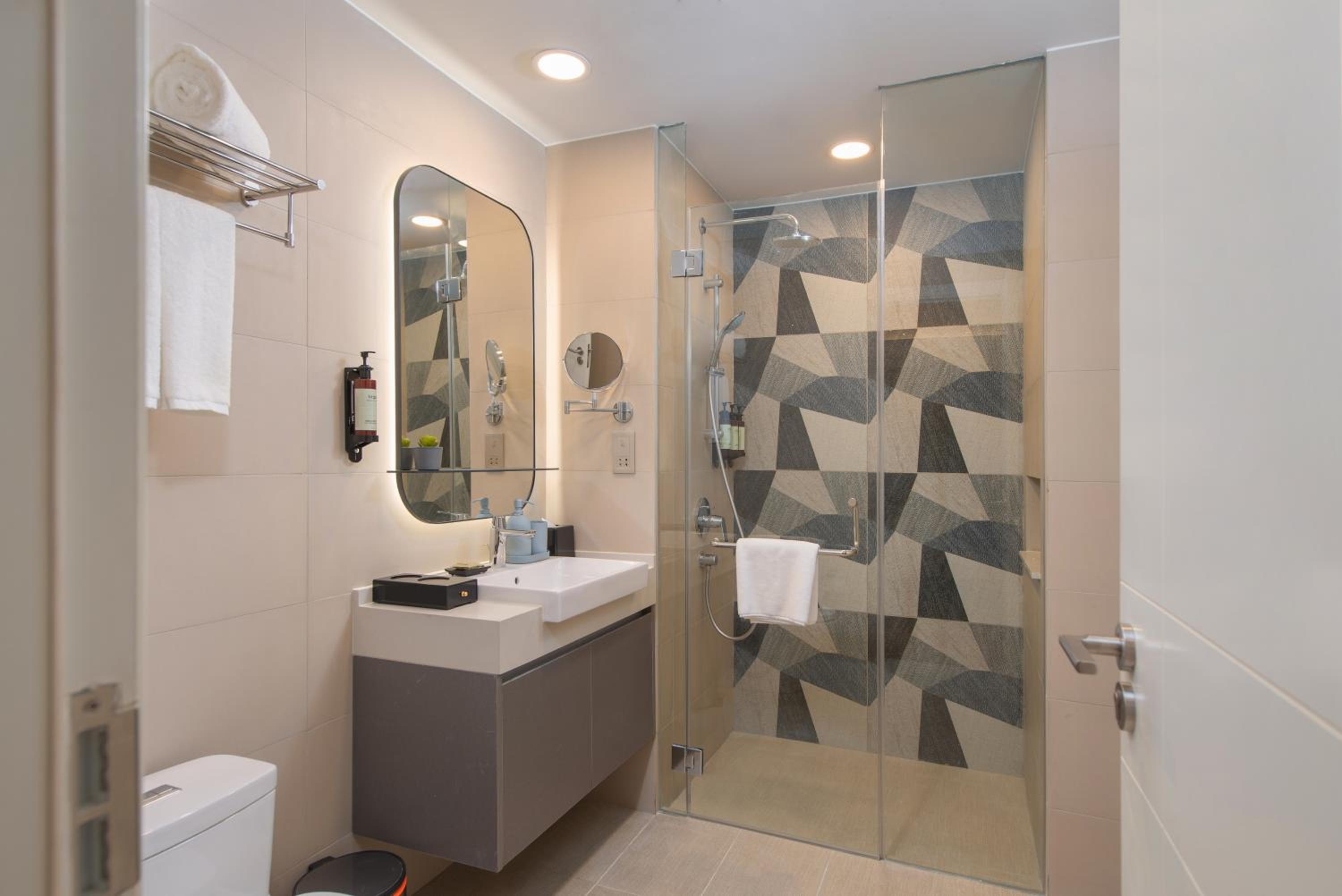 One Bedroom Deluxe - Photo 4