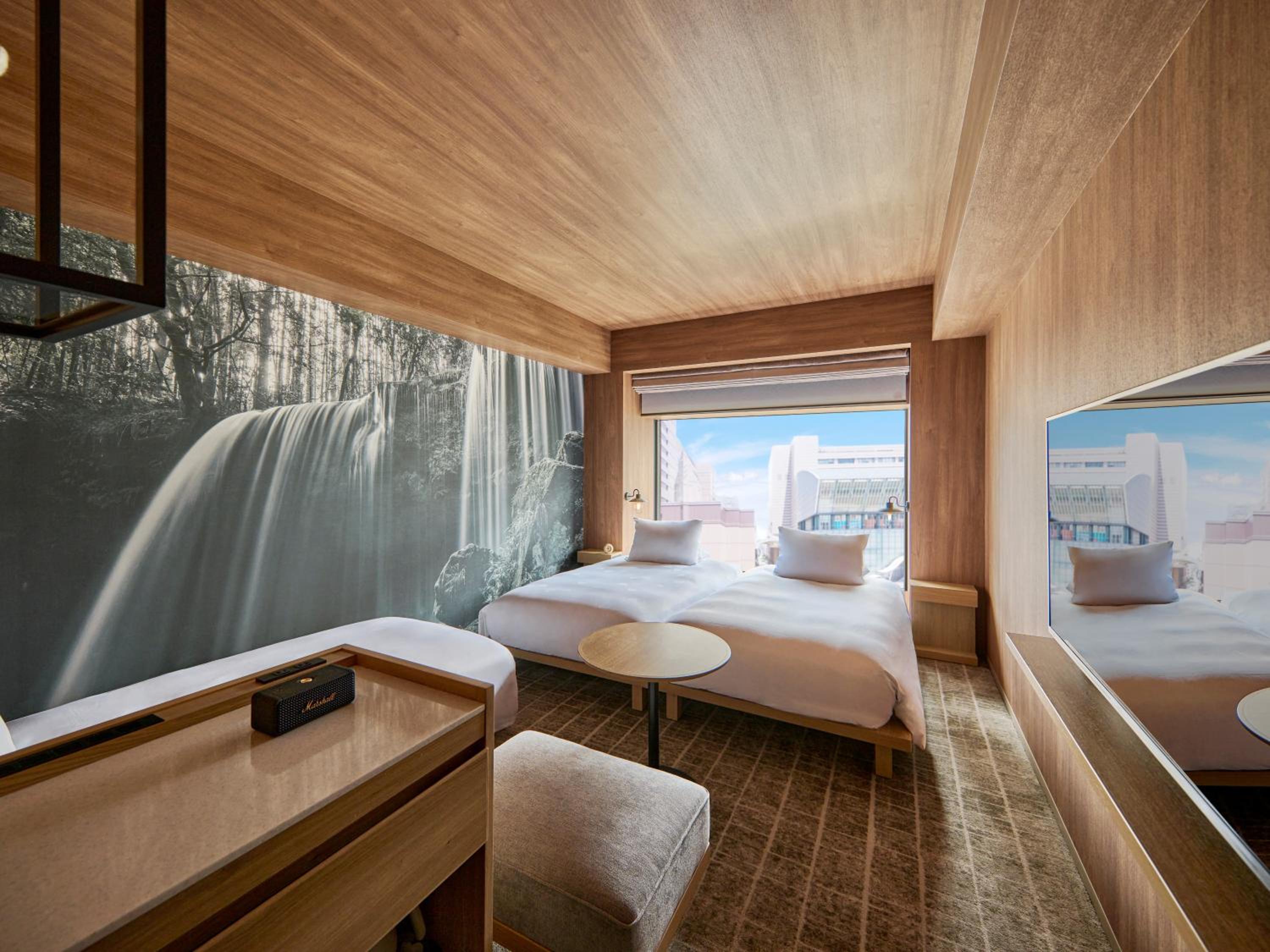 Superior Twin Room with River View (3 Adults)  - Photo 1