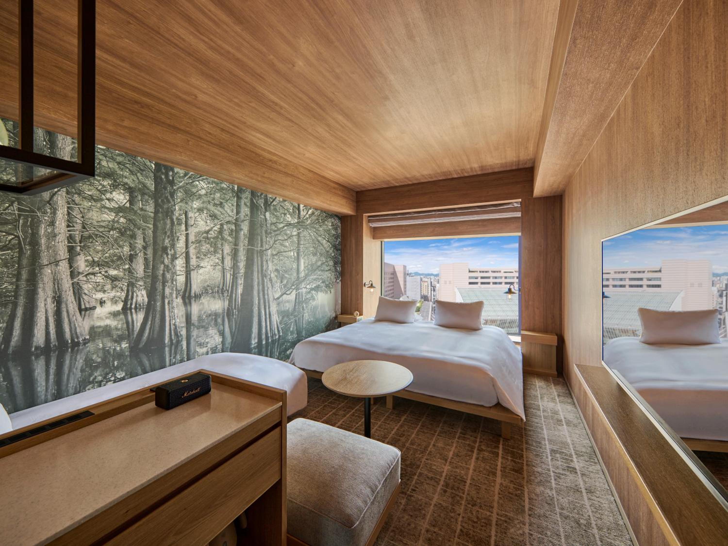 Superior King Room with River View - Sky Floor (3 Adults) - Photo 1