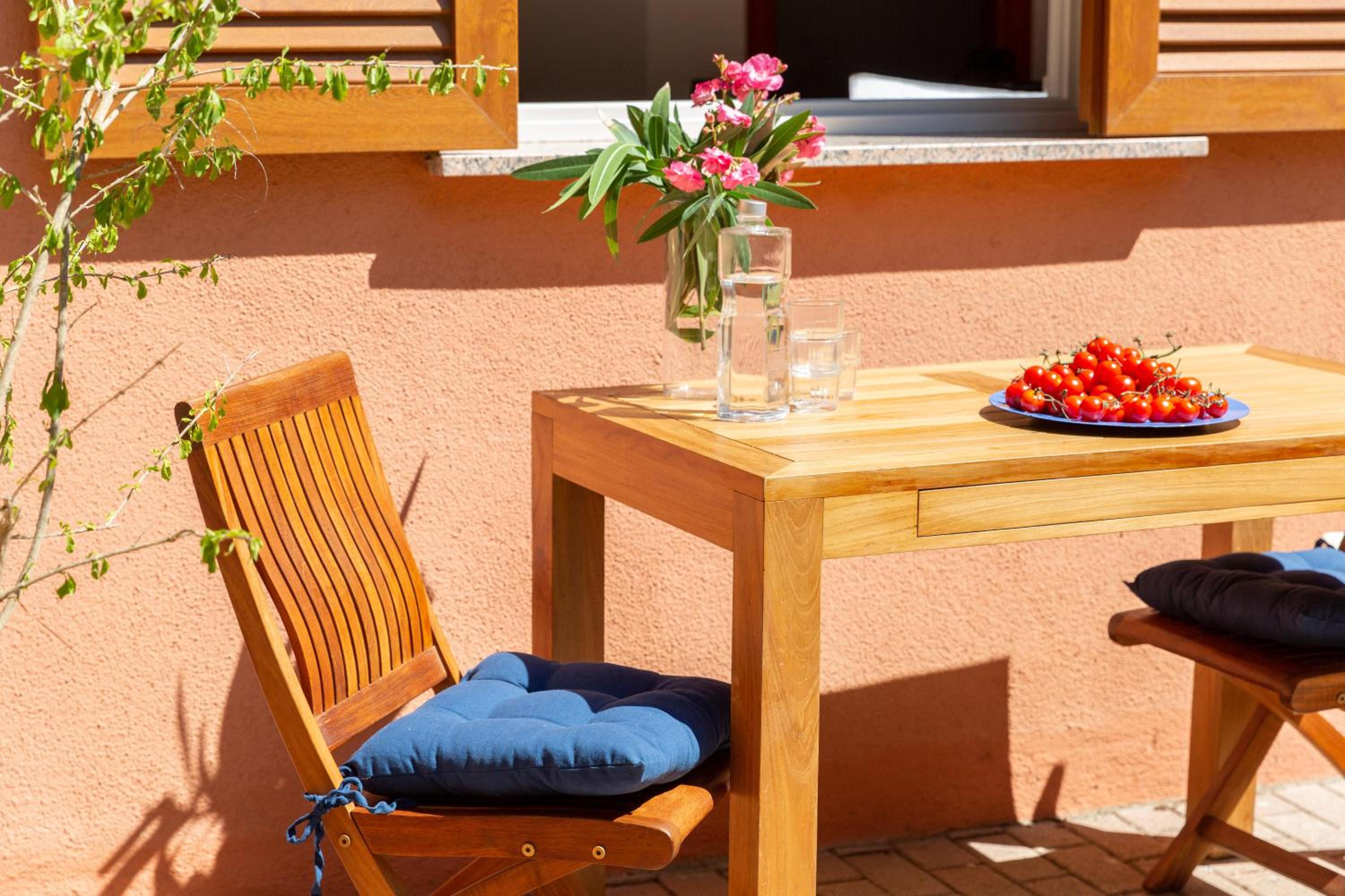 Superior Studio Cottage - Photo 8