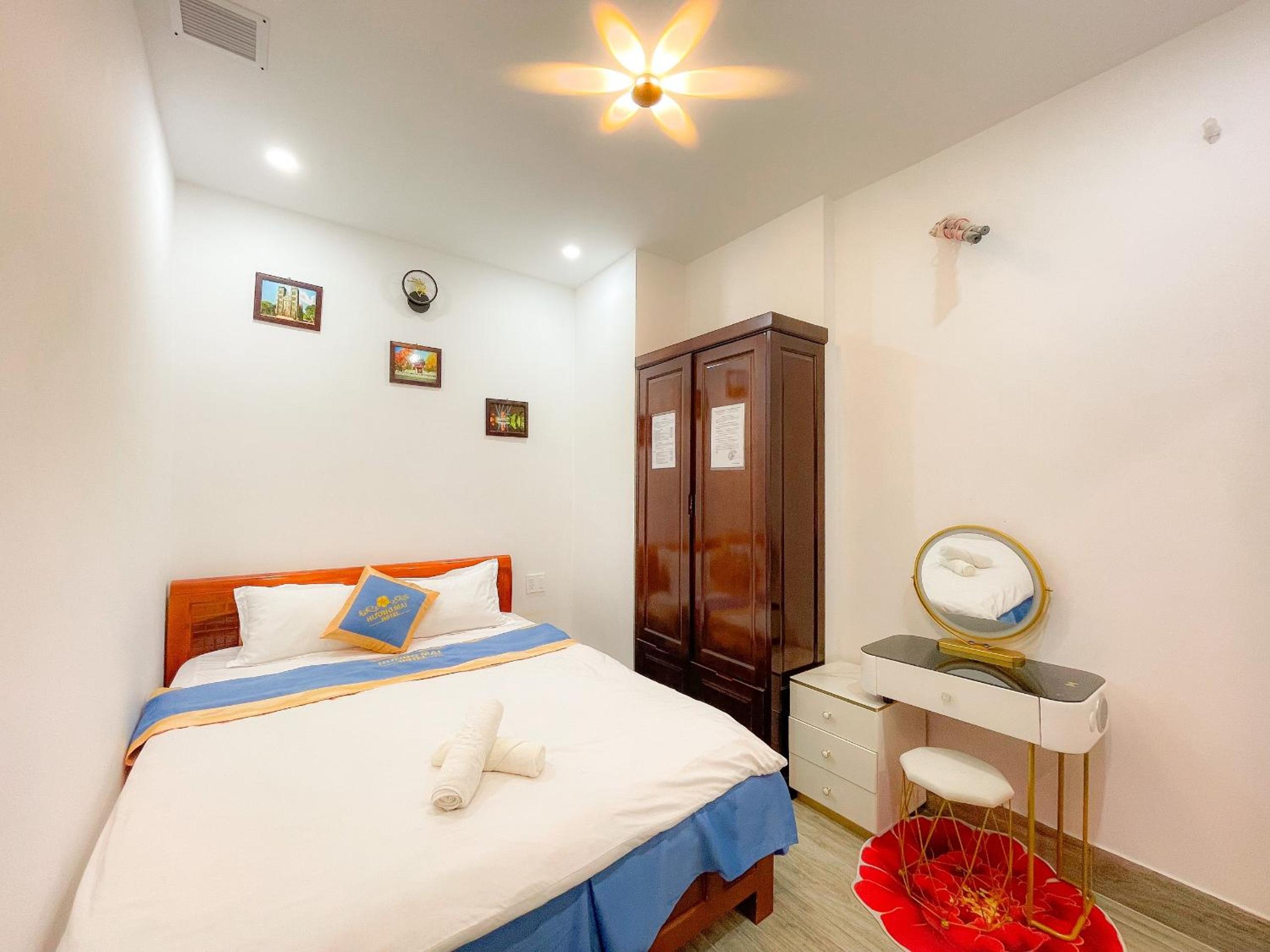 Standard King Room photo 2