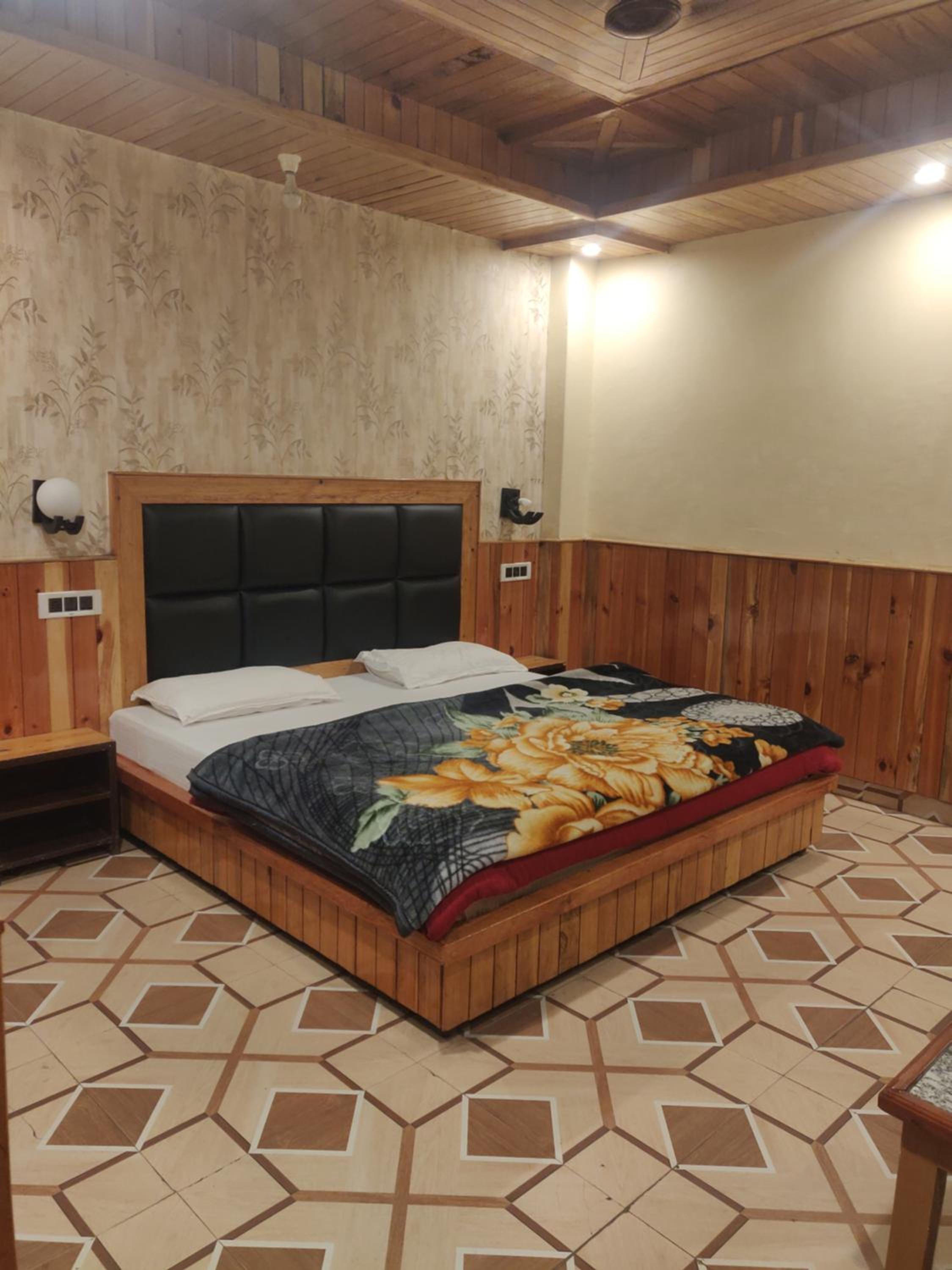 Budget Double Room photo 1