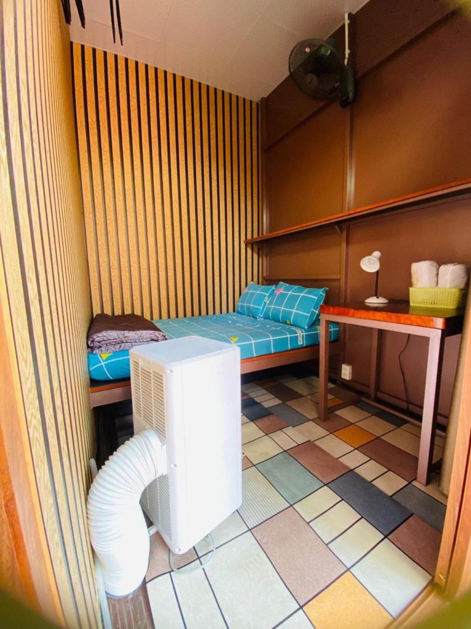 Budget Single Room