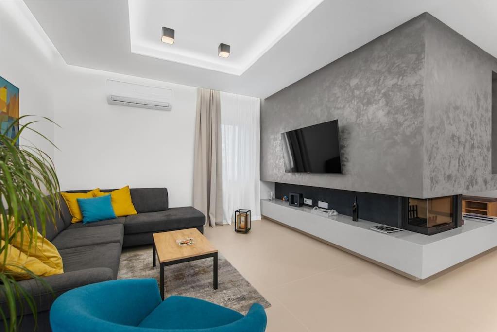 Two-Bedroom Villa