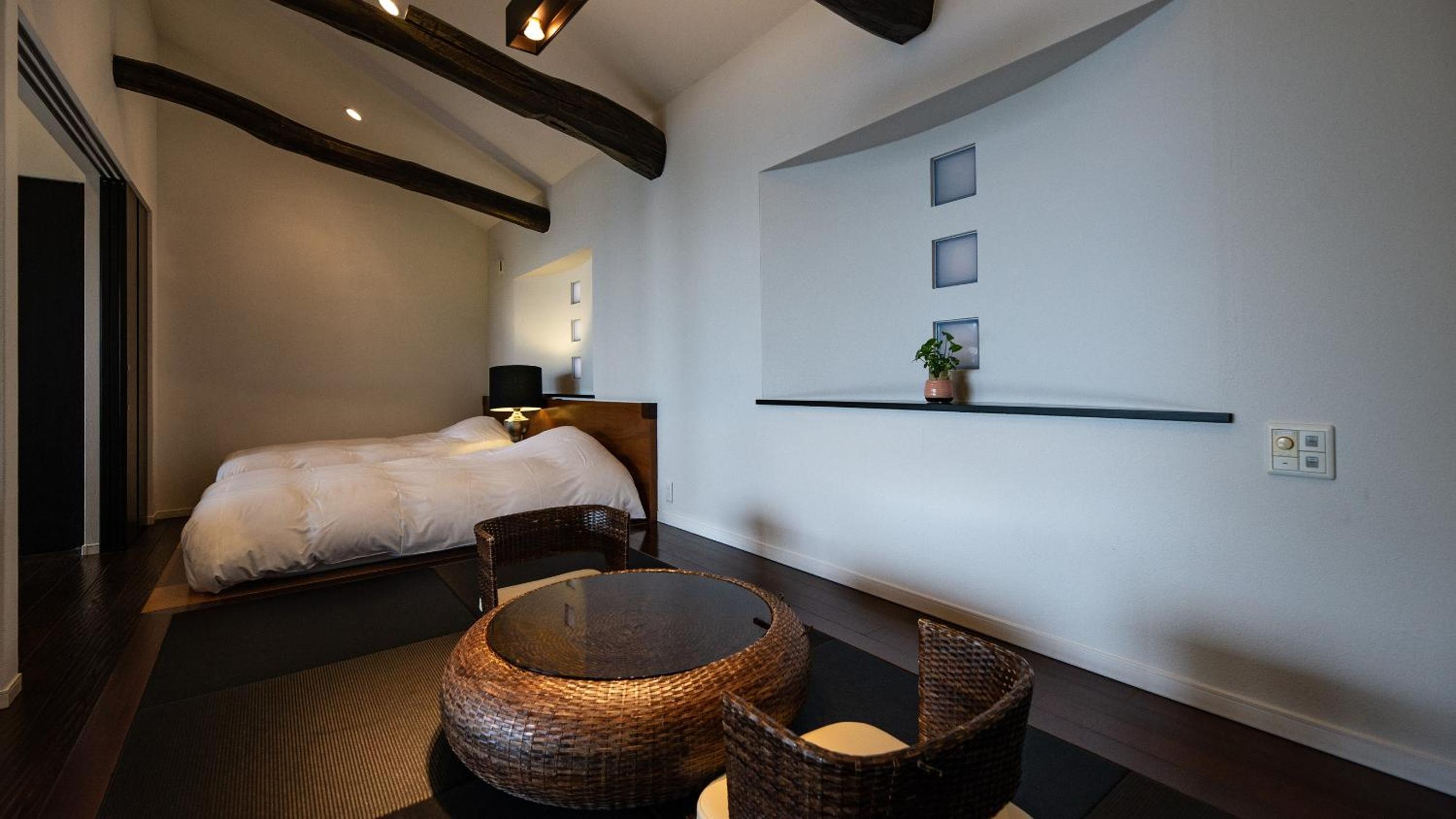 Twin Room with Tatami Area and Open-Air Hot Spring Bath, Mt,Fuji View【Niji no Ha】 photo 3